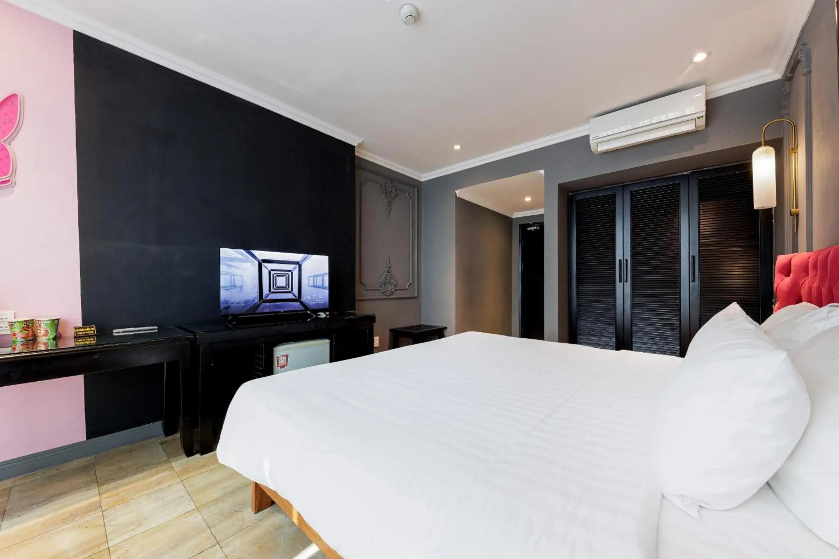 Bedroom, Bed in Collection O Le Grand Hanoi hotel - The Sun Bedroom, Bed in Collection O Le Grand Hanoi hotel - The Sun