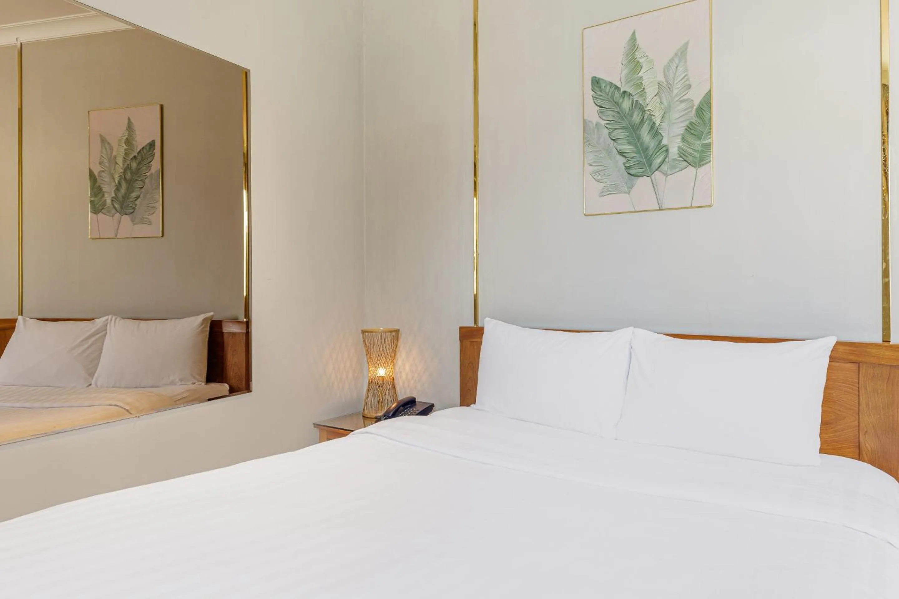 Bedroom, Bed in Collection O Le Grand Hanoi hotel - The Sun