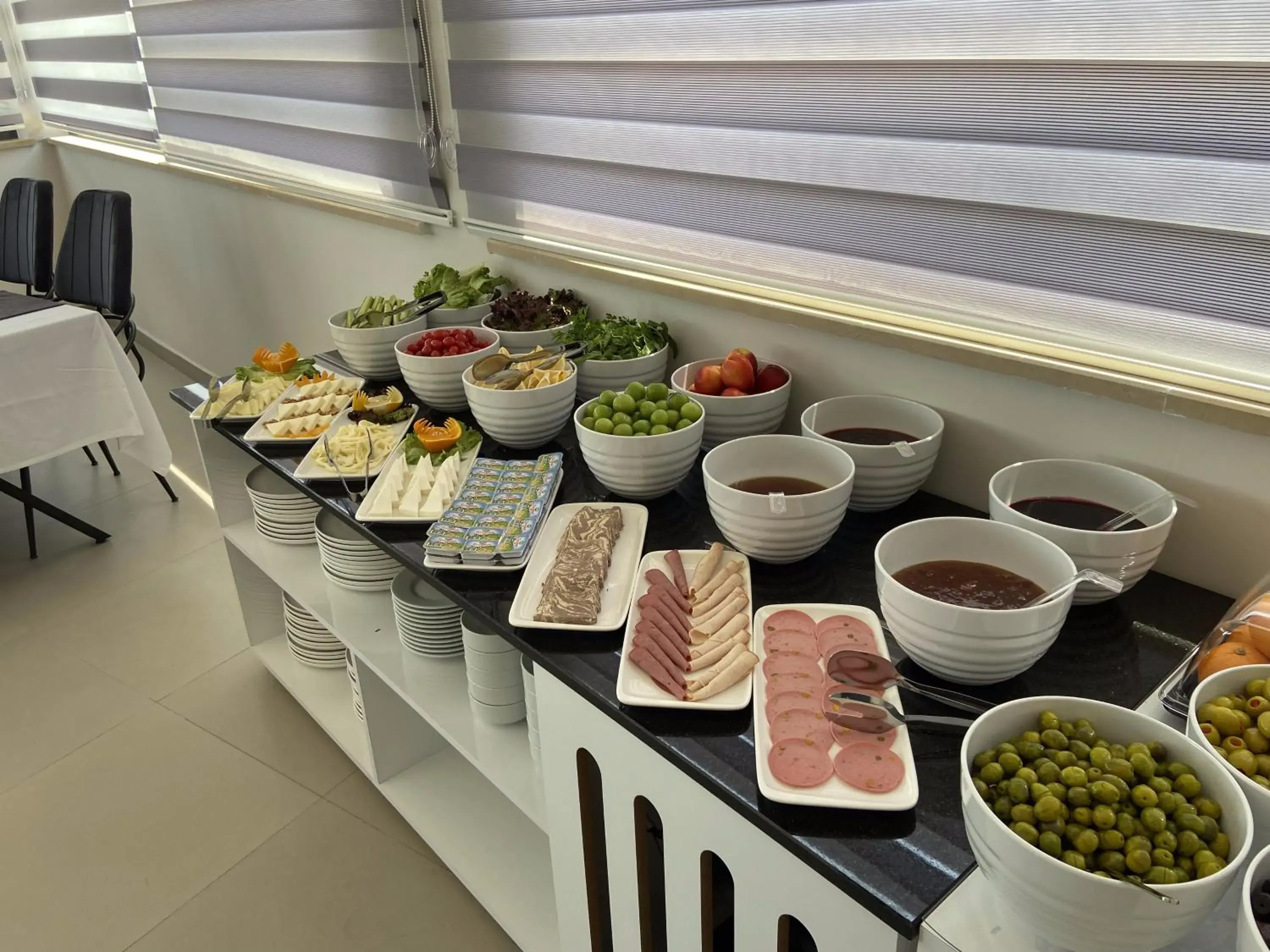 Restaurant/places to eat in JK Business Restaurant/places to eat in JK Business