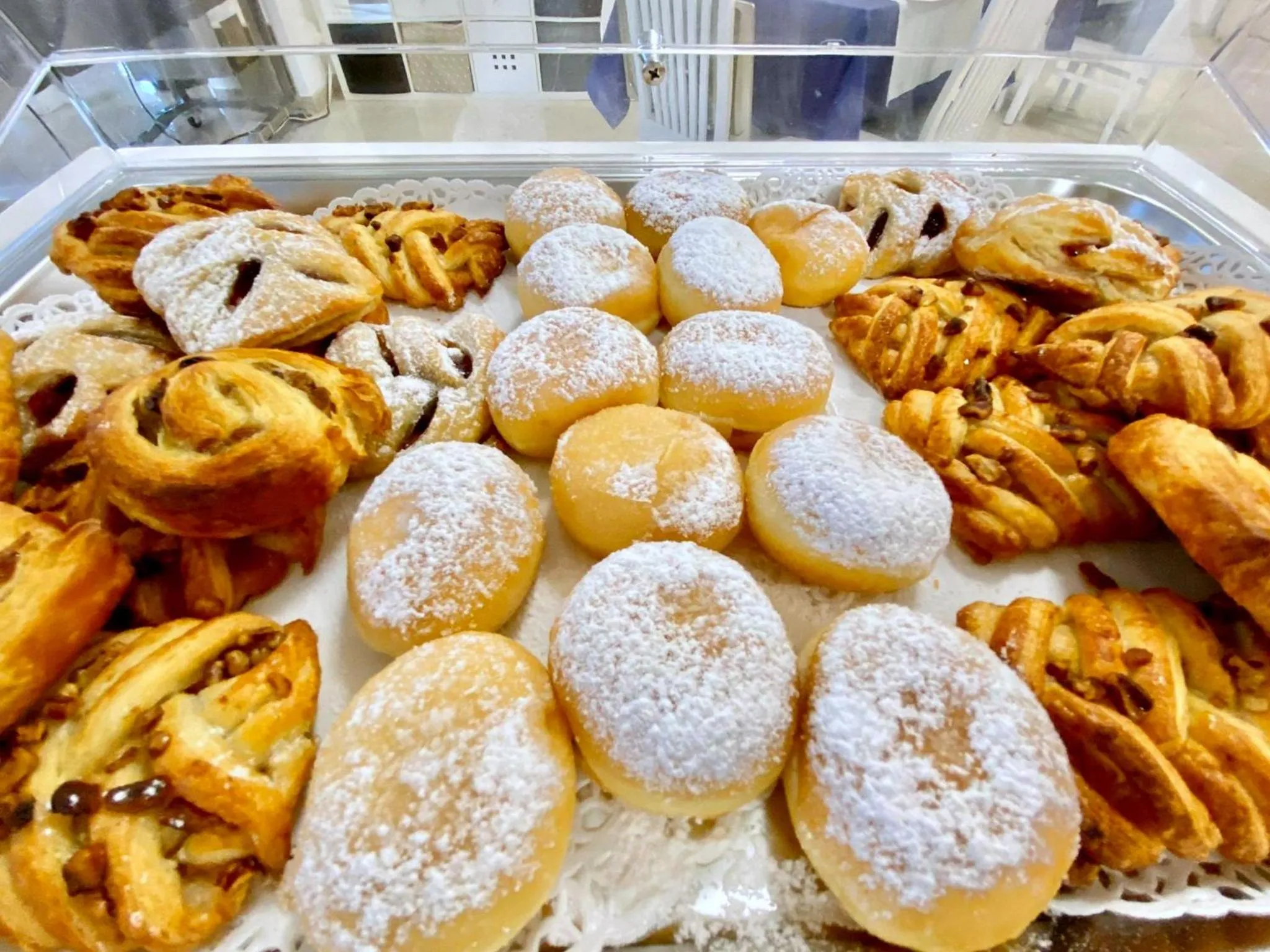 Buffet breakfast in Hotel Maioli - Colazione XXL fino alle 12