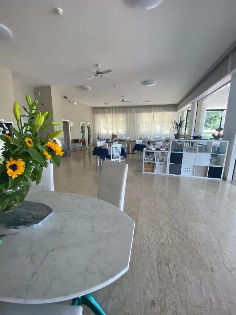 Dining area in Hotel Maioli - Colazione XXL fino alle 12