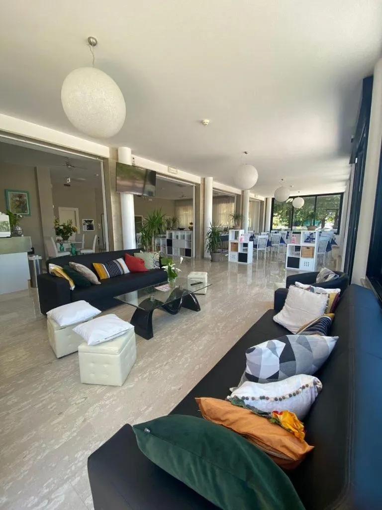 Seating area in Hotel Maioli - Colazione XXL fino alle 12