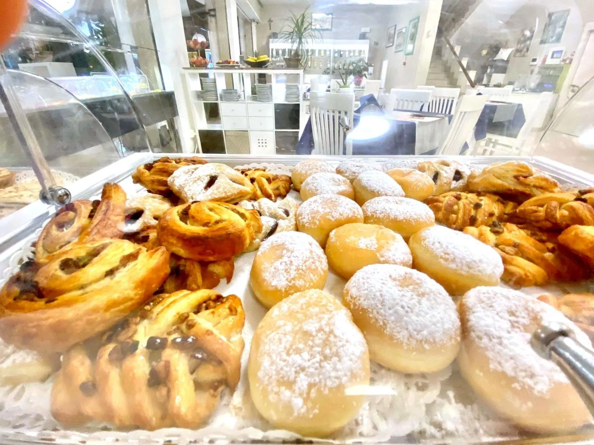 Food and drinks in Hotel Maioli - Colazione XXL fino alle 12