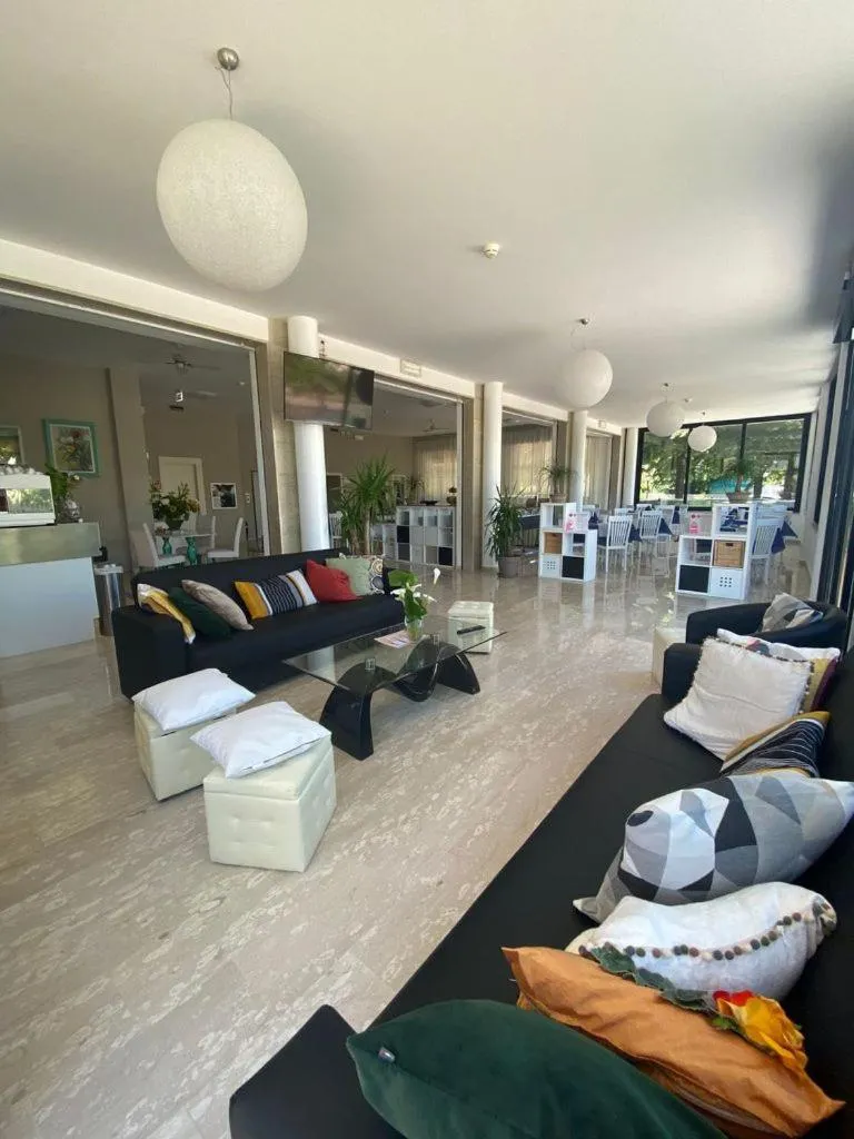 Living room in Hotel Maioli - Colazione XXL fino alle 12