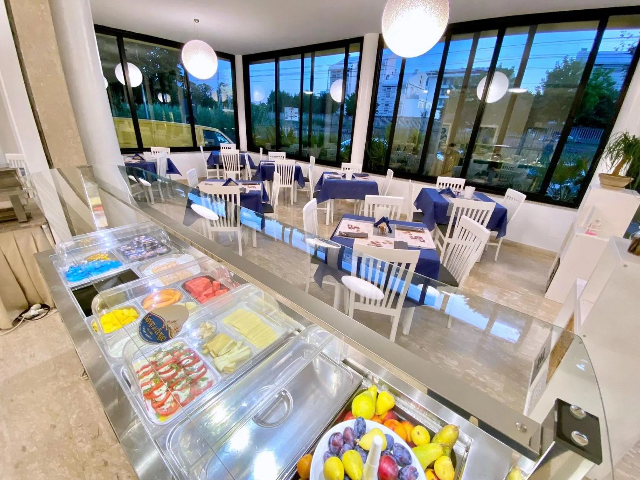 Buffet breakfast in Hotel Maioli - Colazione XXL fino alle 12