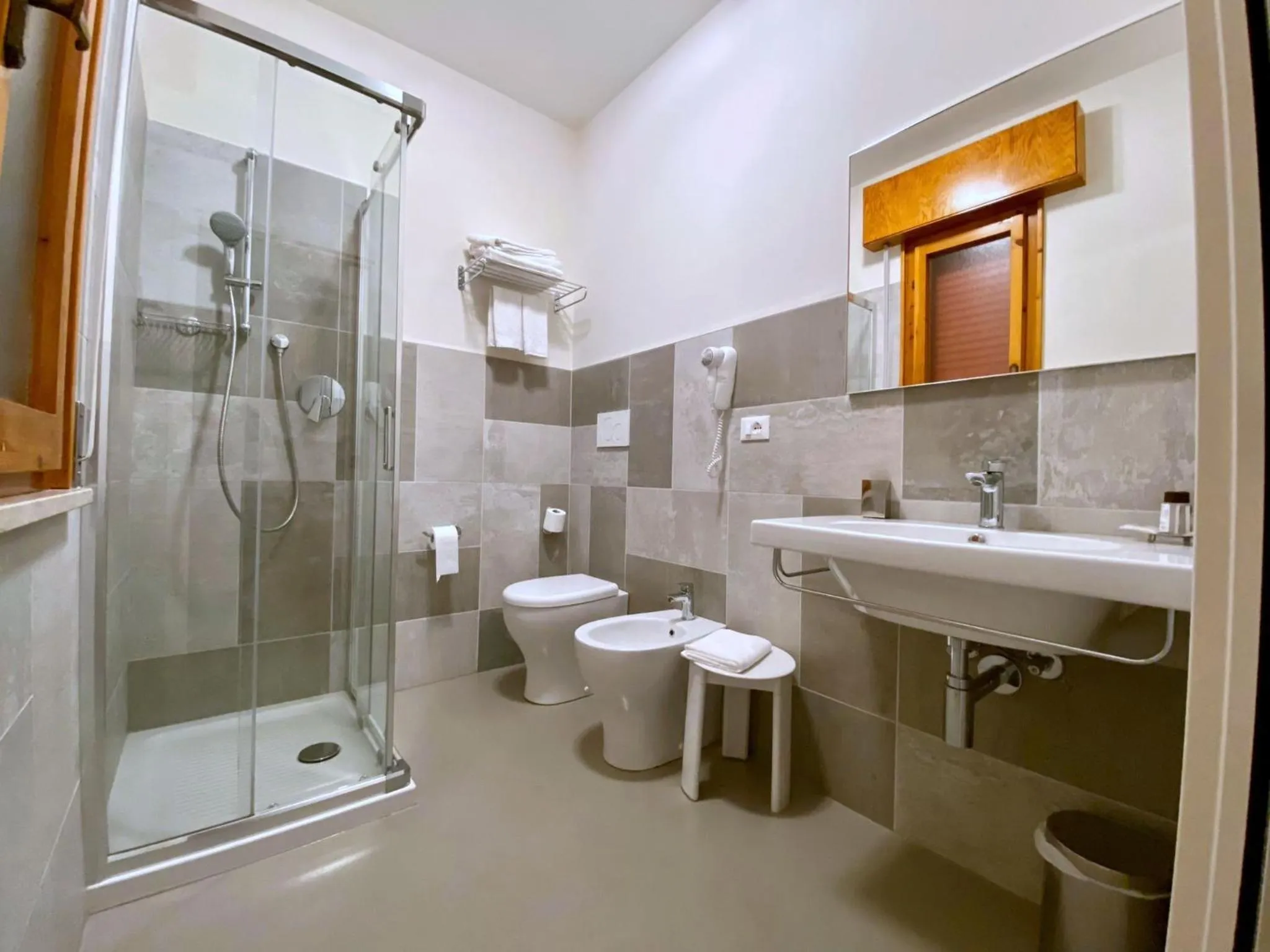 Bathroom in Hotel Maioli - Colazione XXL fino alle 12