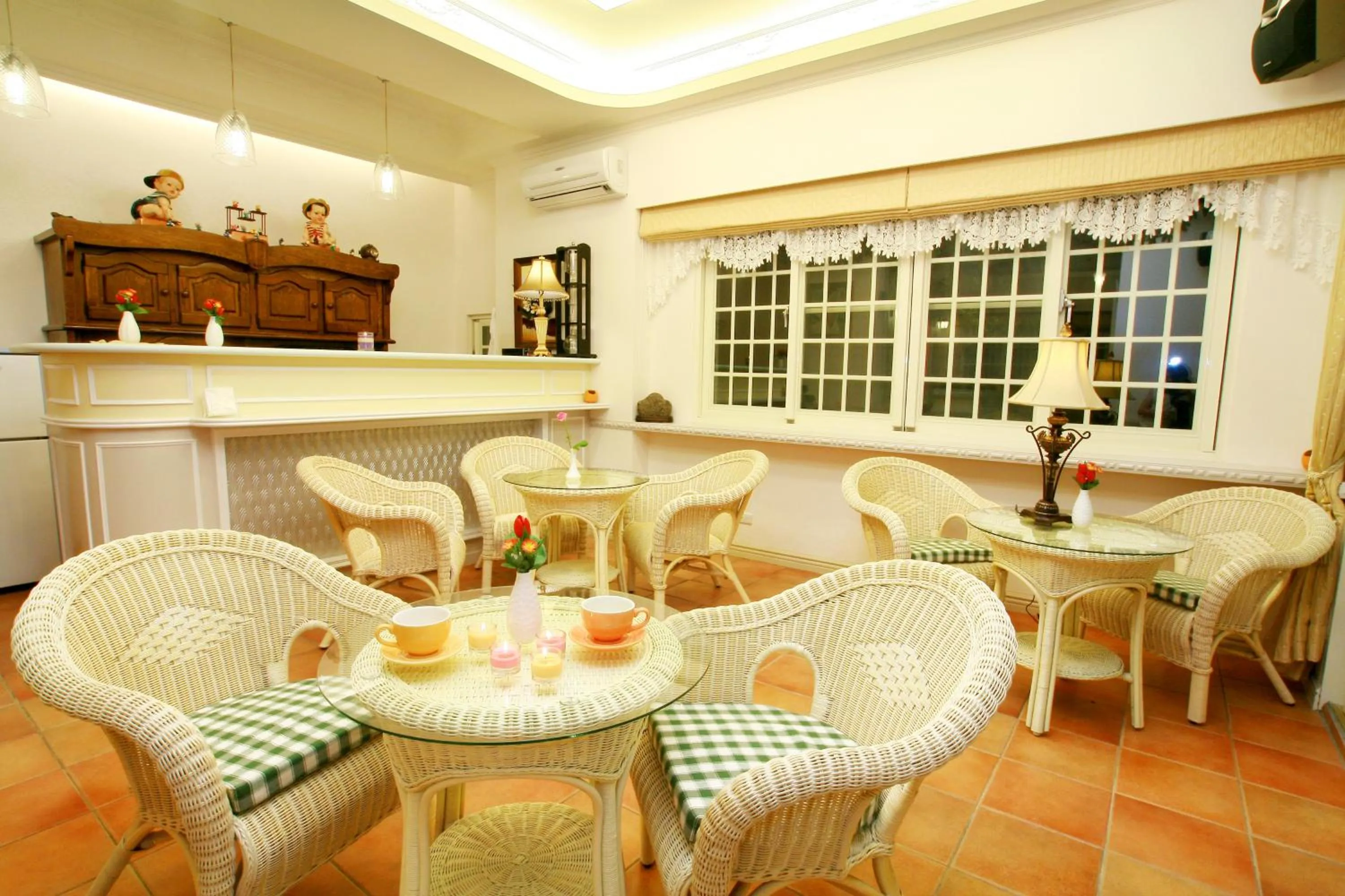 Restaurant/places to eat in Riverside B&B