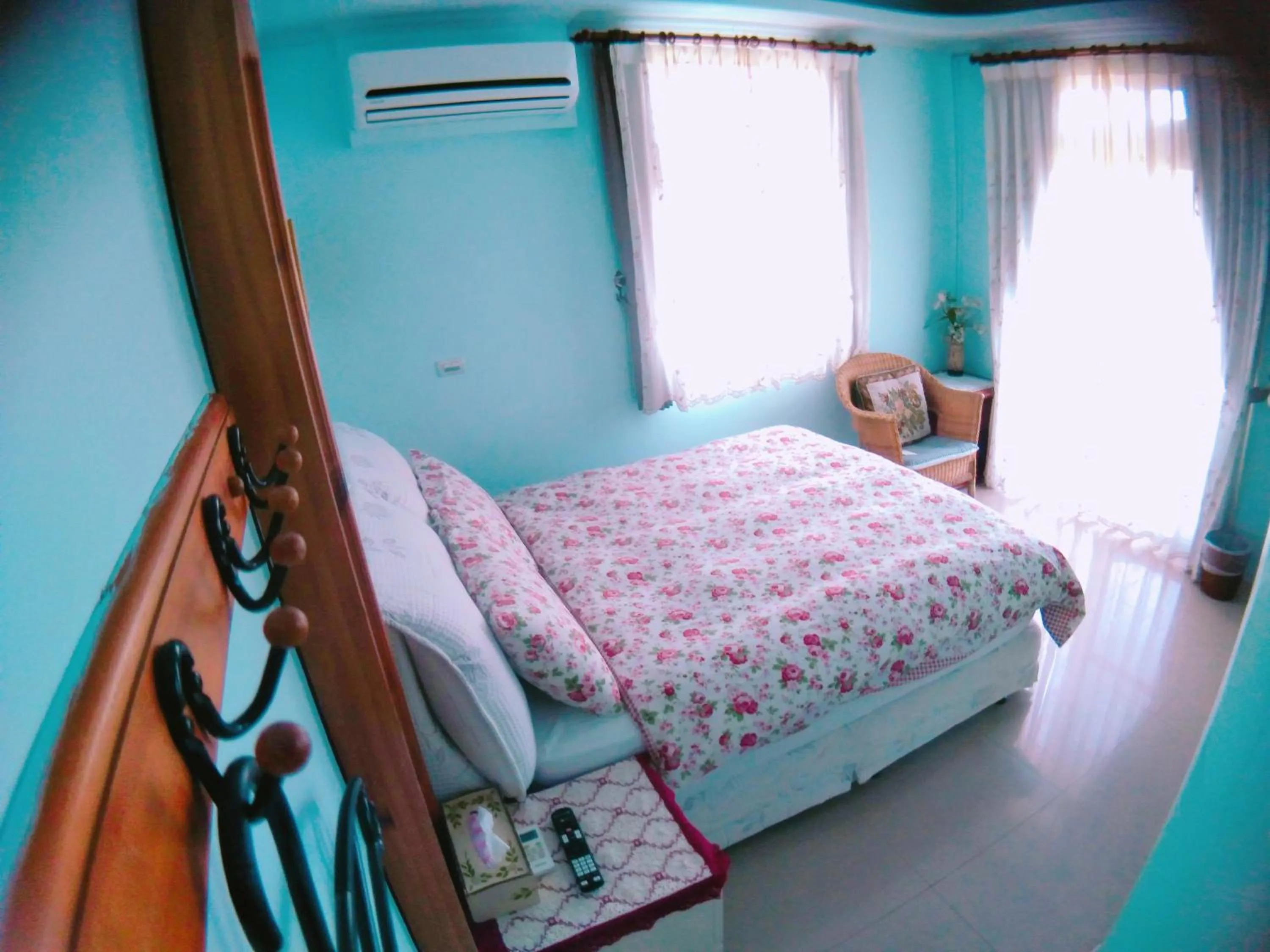 bunk bed, Bed in Riverside B&B