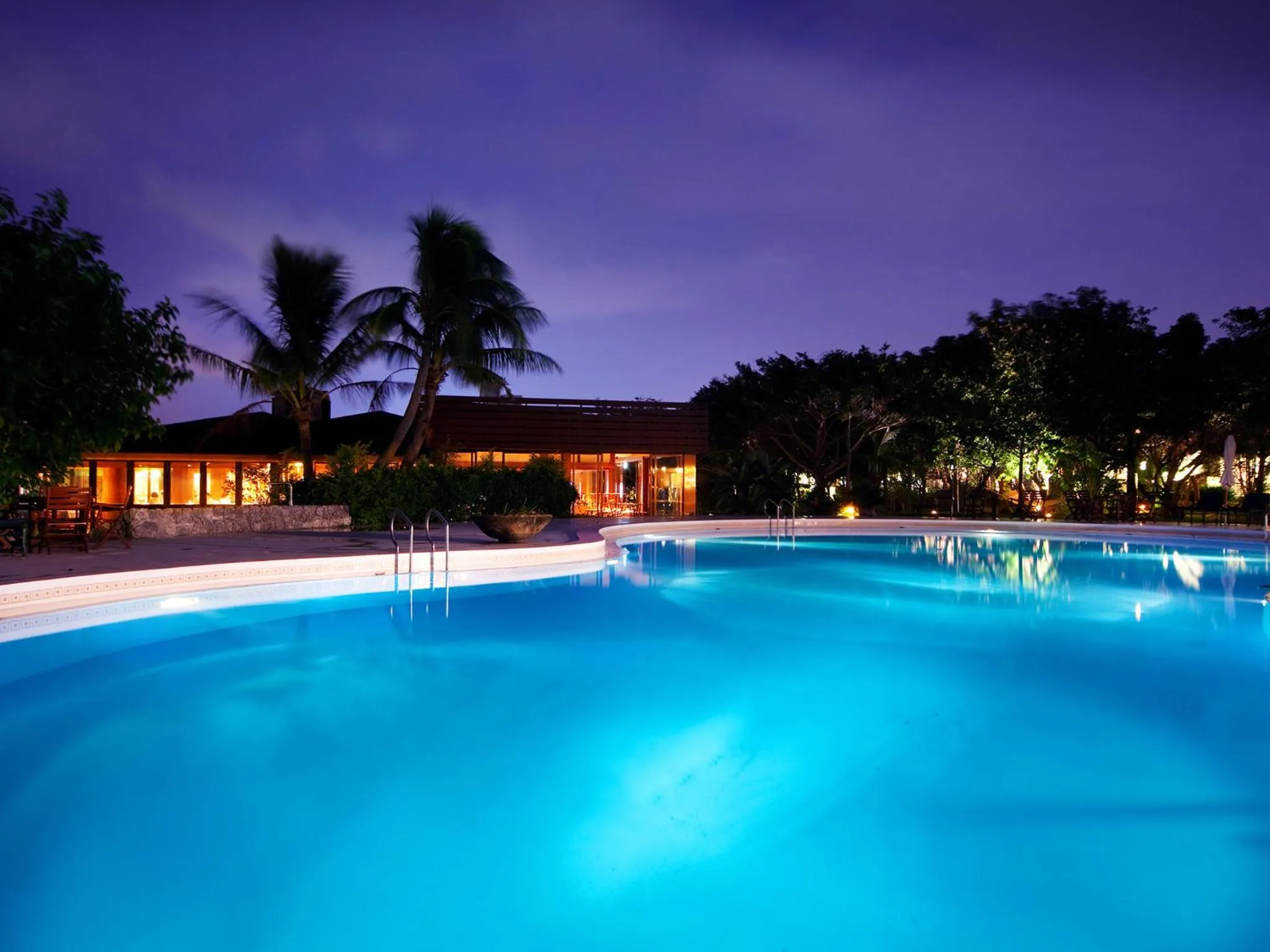 Swimming pool in Coco Garden Resort Okinawa