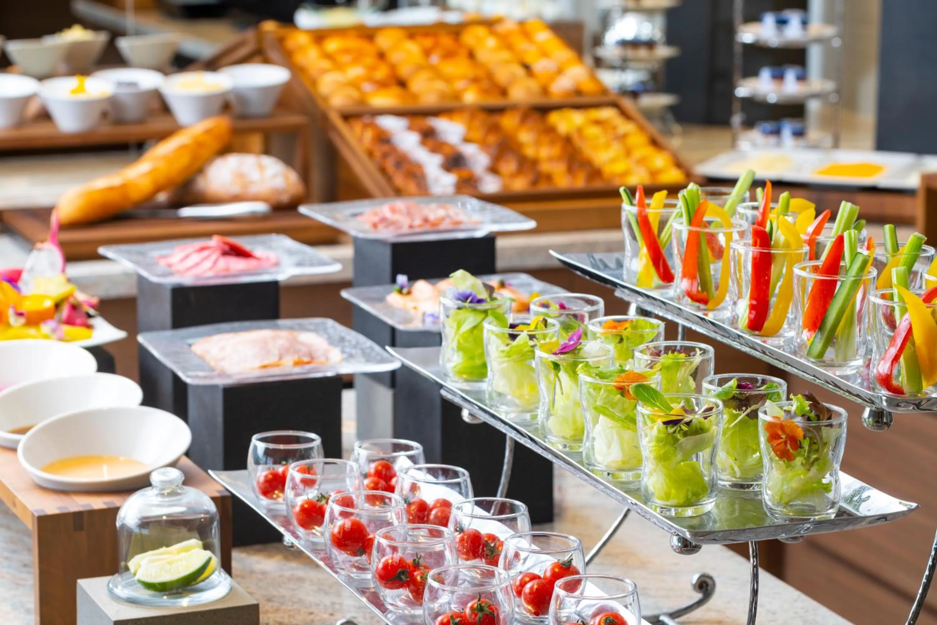 Meals in Renaissance Okinawa Resort