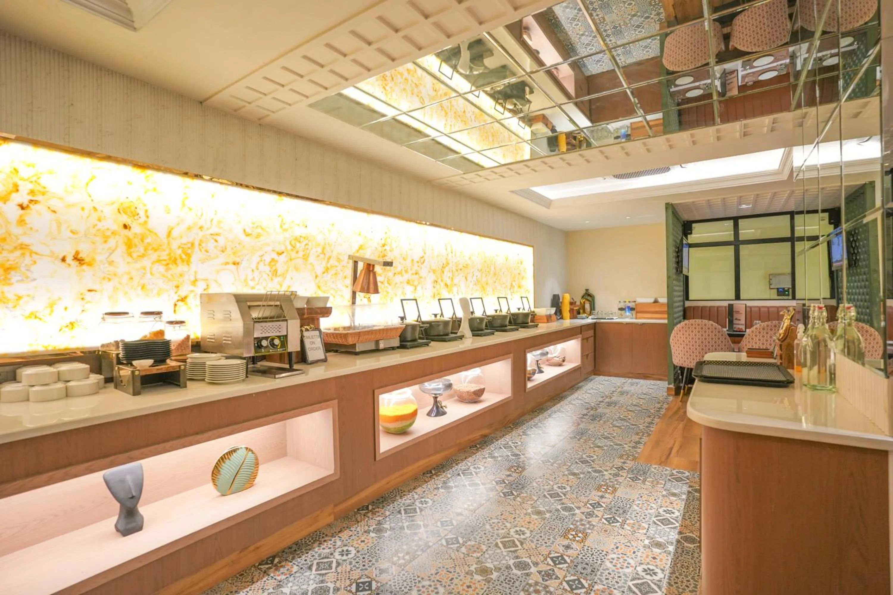 Restaurant/places to eat in Atithi House