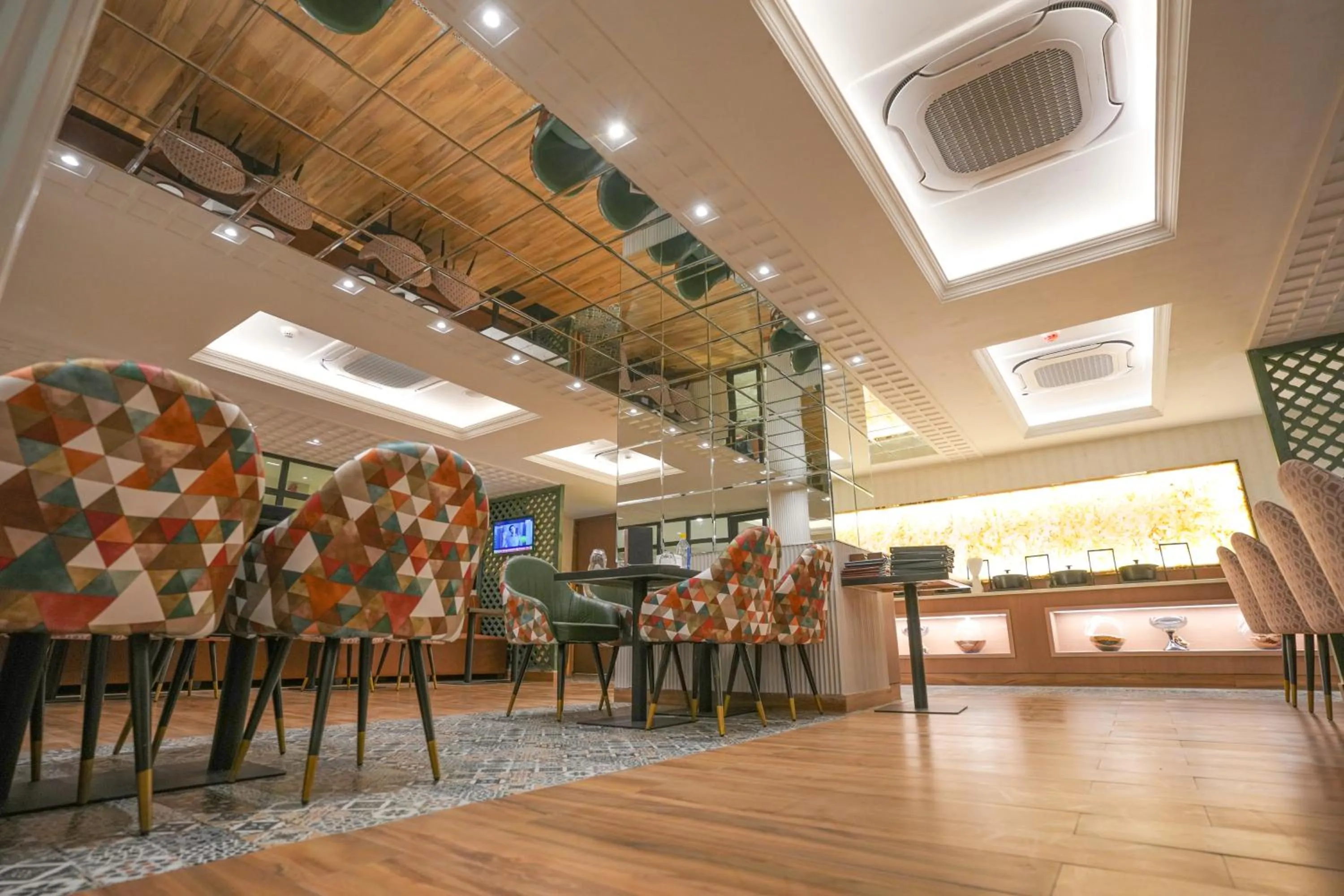 Restaurant/places to eat in Atithi House