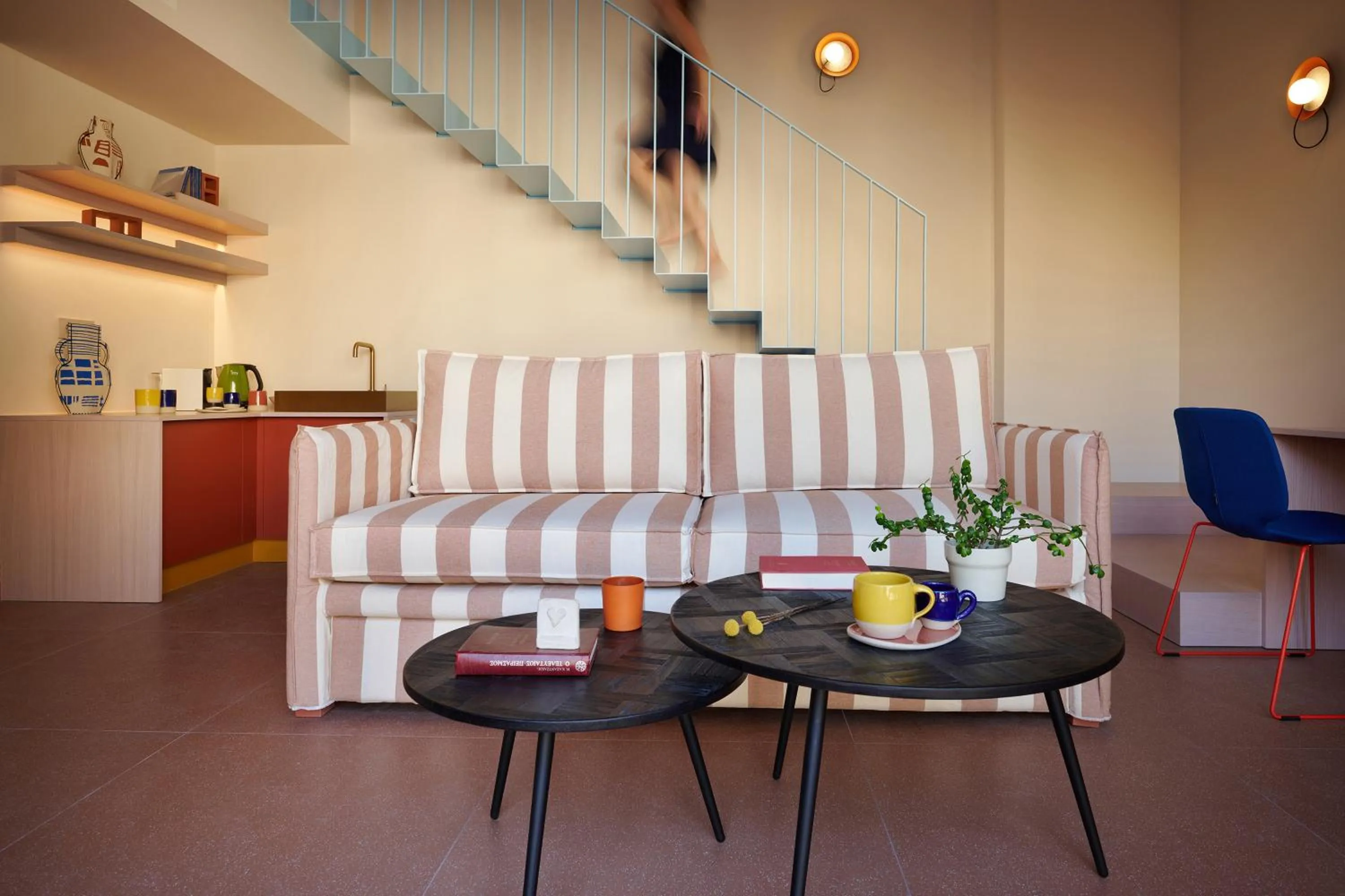 Kitchen or kitchenette in LOOM ATHENS