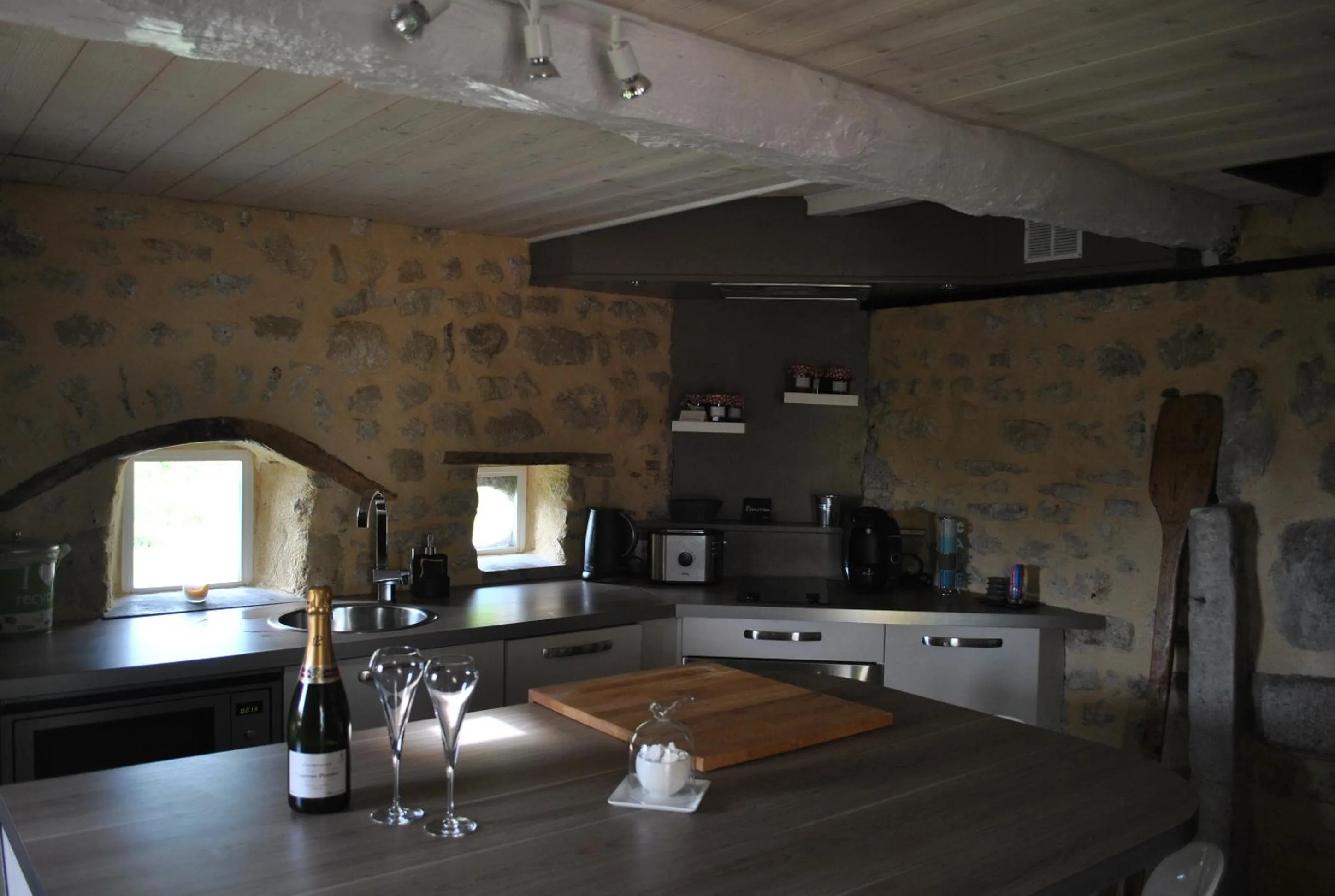 Kitchen or kitchenette in Auvergnat'Home