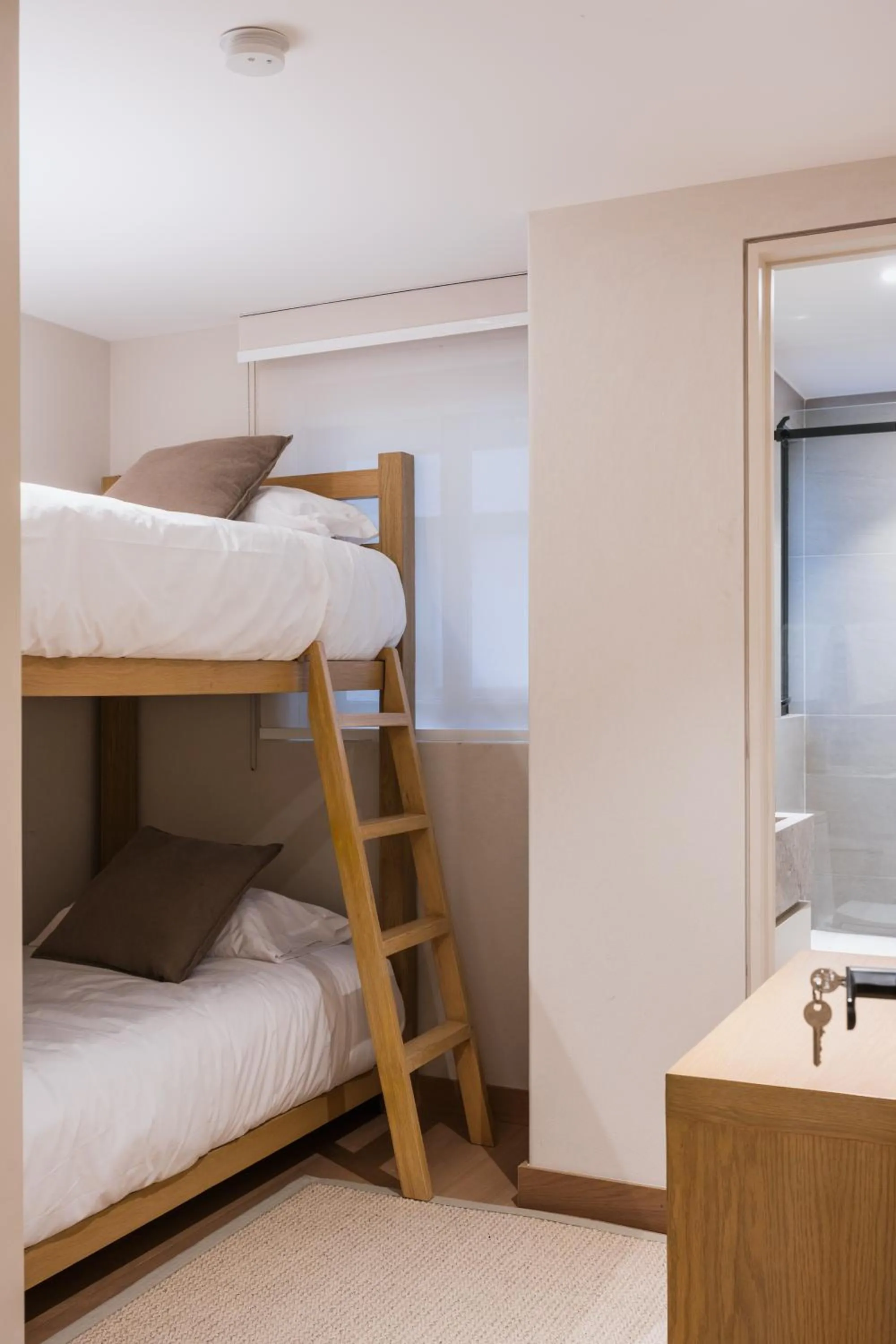 Photo of the whole room, Bed in Pancha Flats