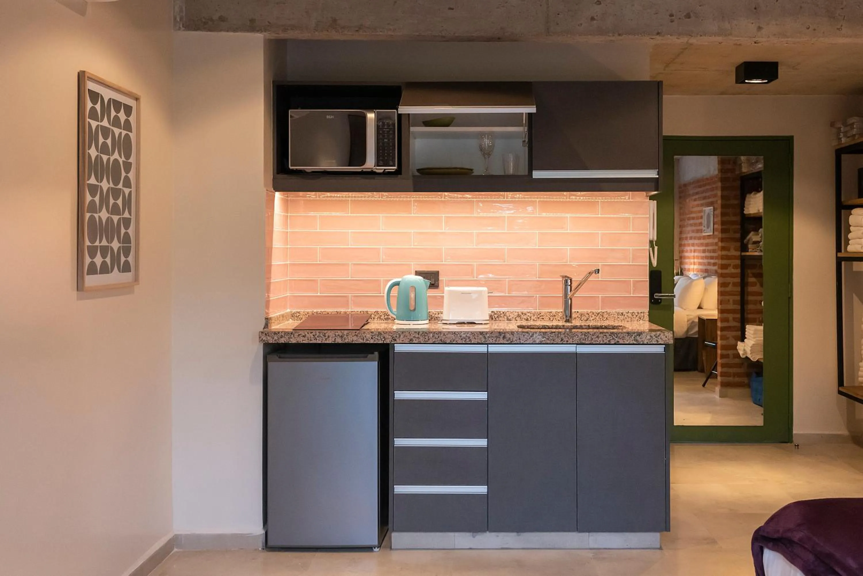 Kitchen or kitchenette in H5063