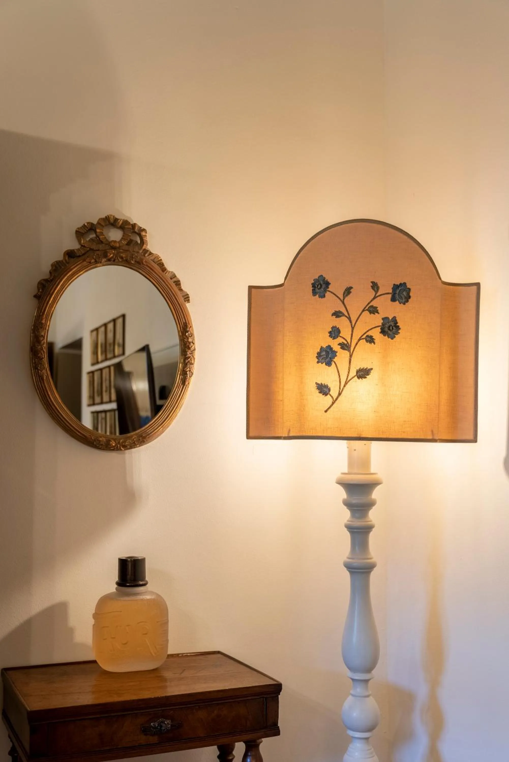 Bedroom in FORESTERIA di PALAZZO RADICI
