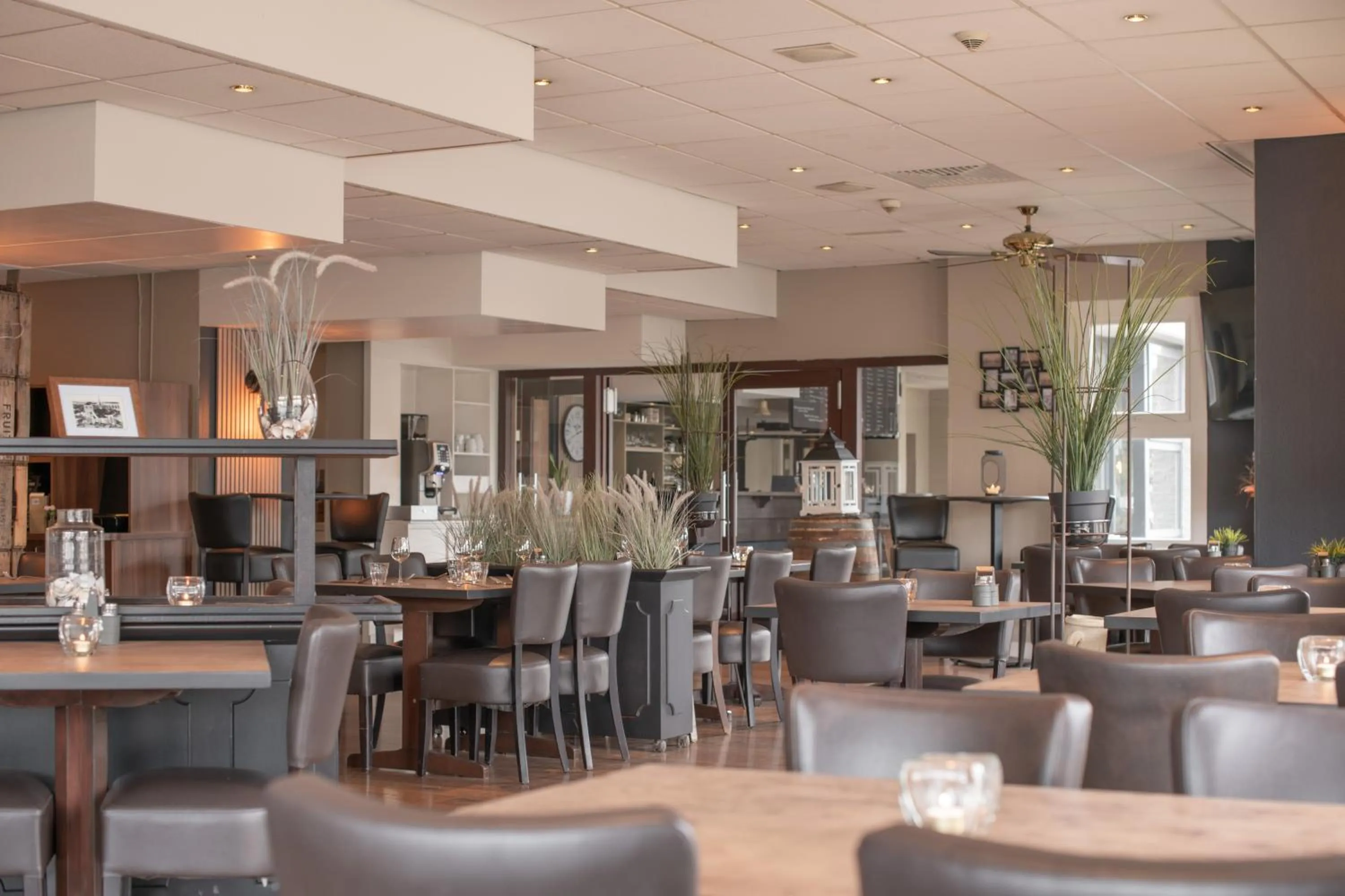 Restaurant/places to eat in City hotel Terneuzen
