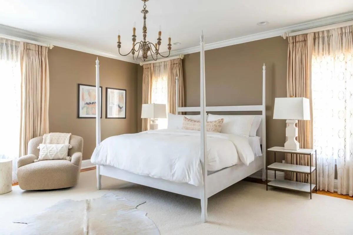 Bed in Church St Collection - 109 Whole House and Pool