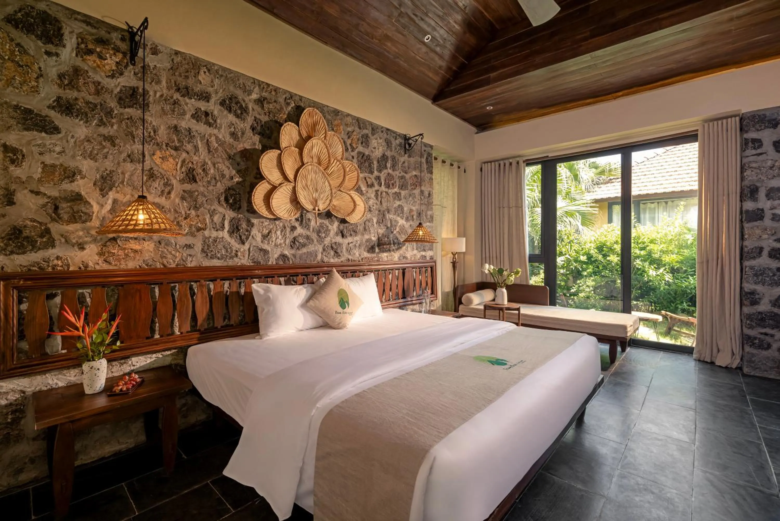 Bed in Tam Coc Retreat Ninh Binh