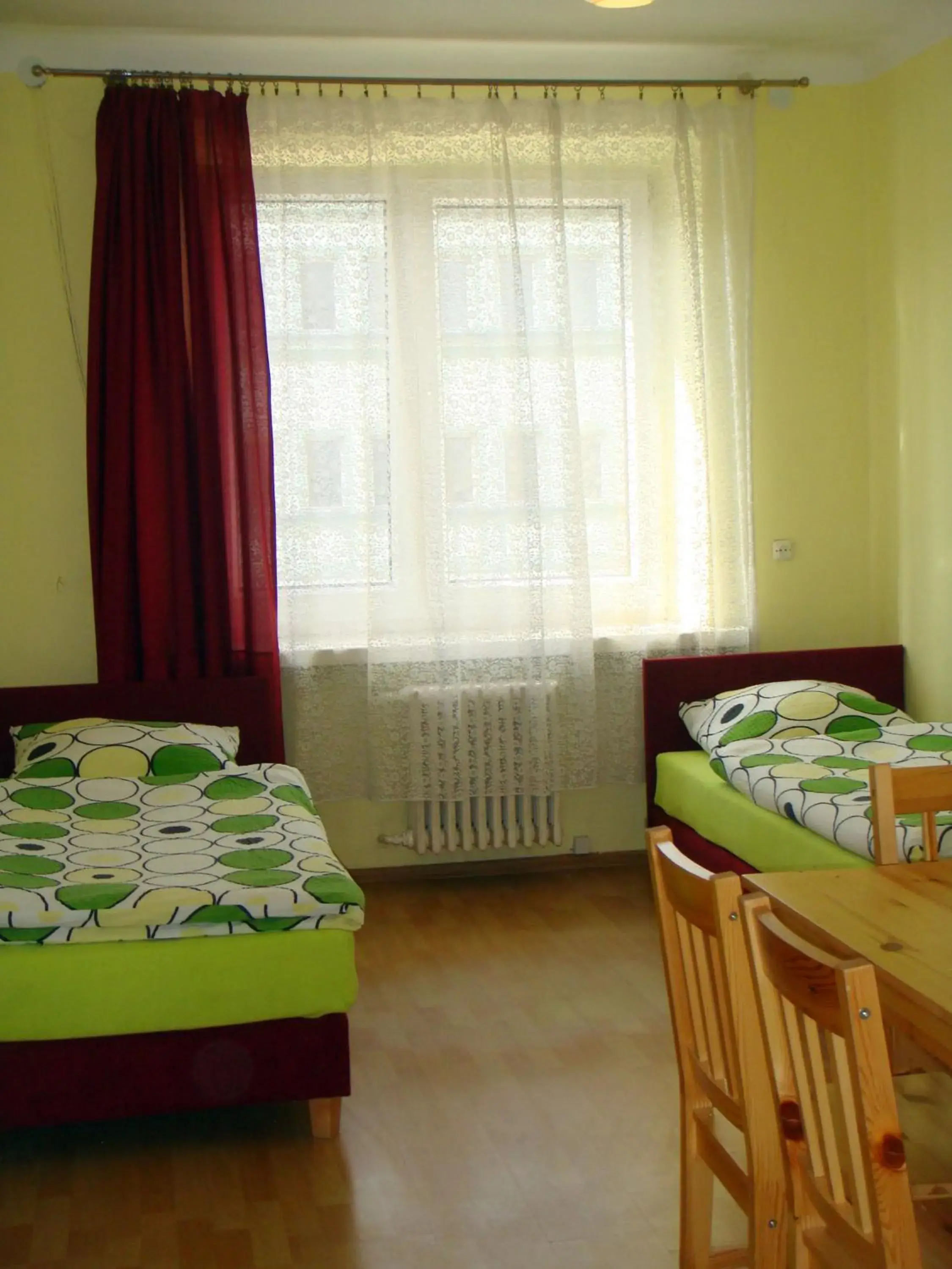 Double Room with Shared Bathroom in Hostel Omega Double Room with Shared Bathroom in Hostel Omega