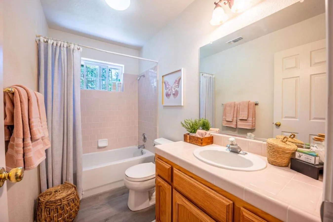 Manic Mountain Forest Cabin 3 miles from Bass Lake