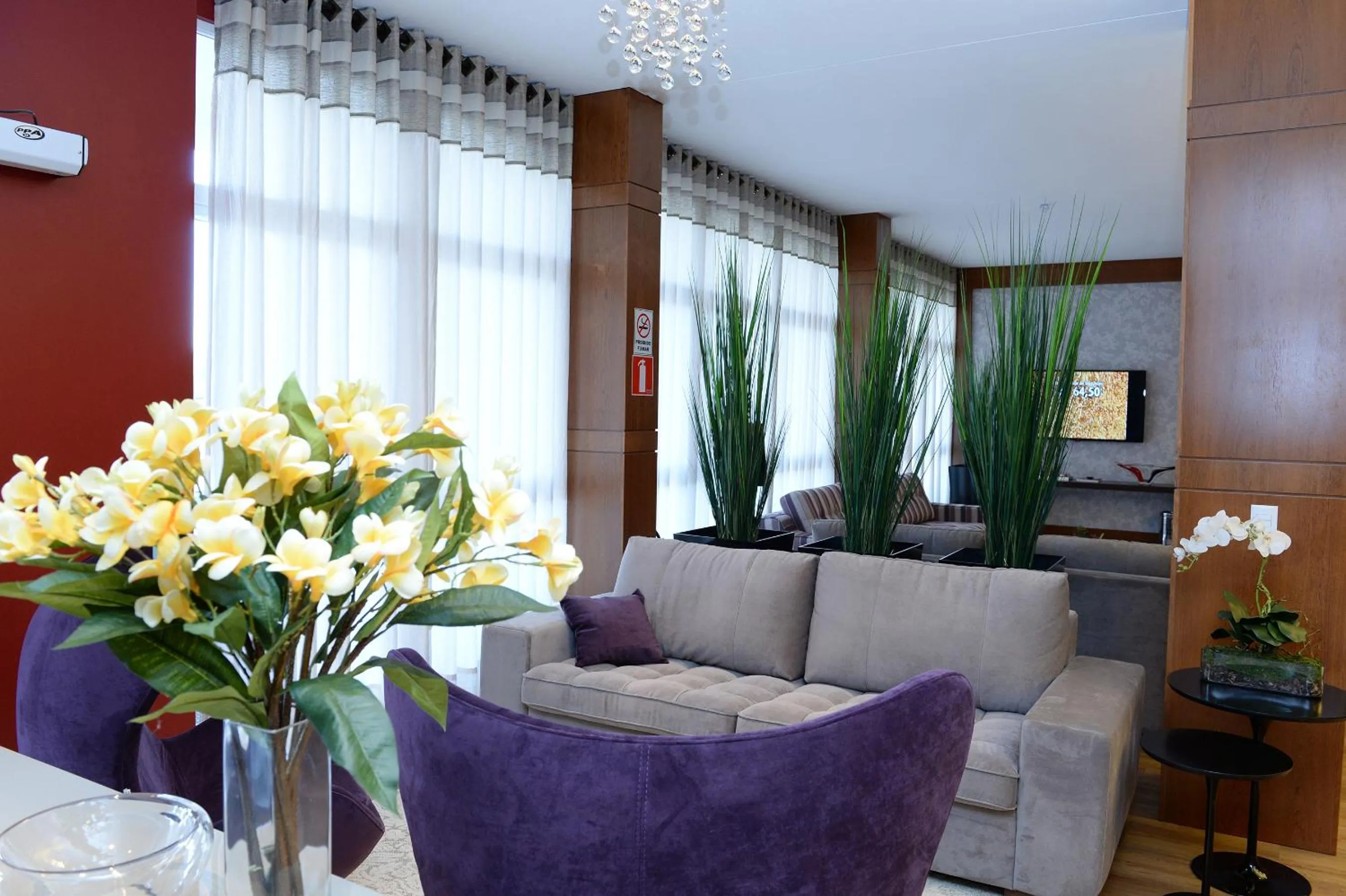 Living room in Imigrantes Hotel