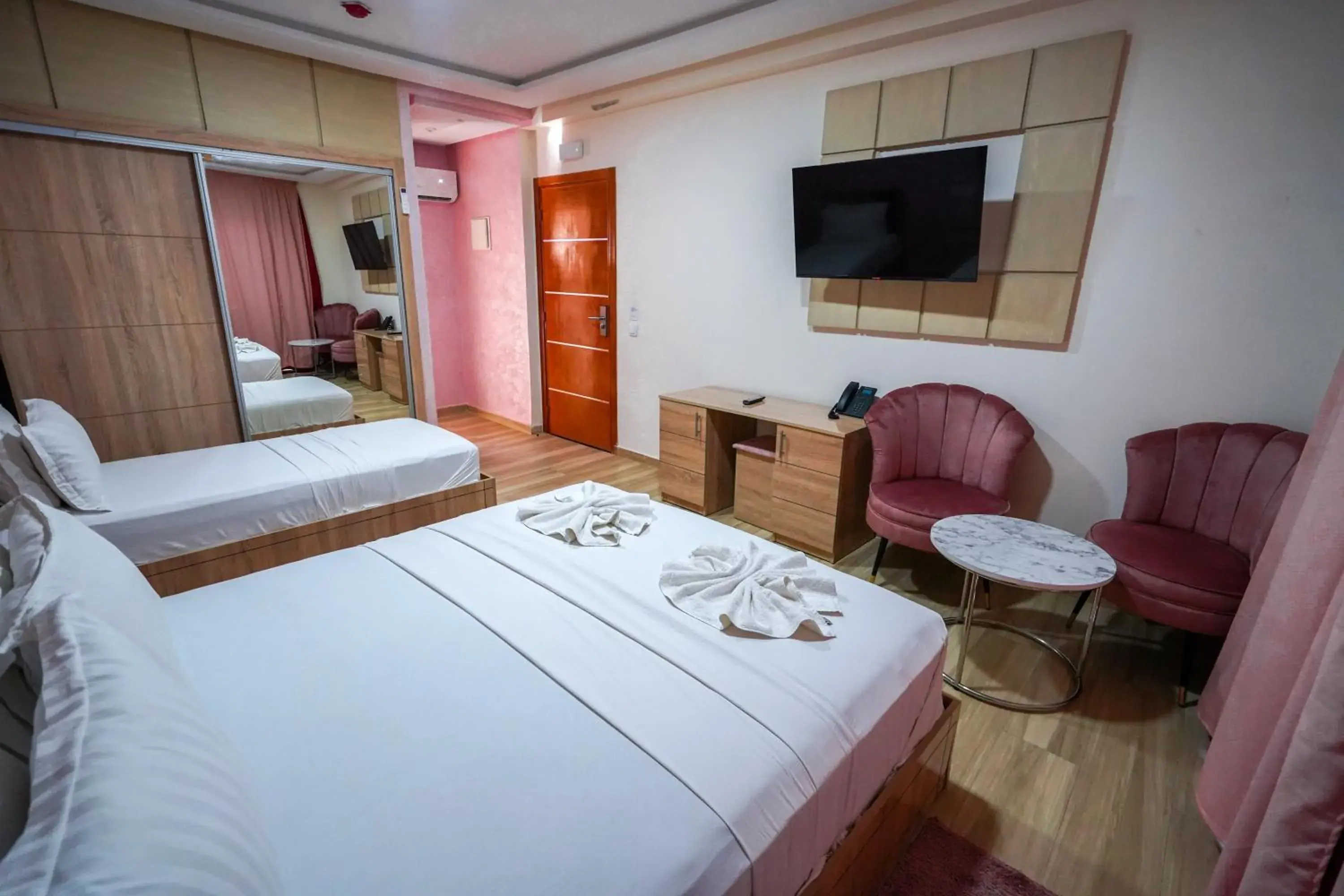 Triple Room with Balcony in FEKRI HOTEL Triple Room with Balcony in FEKRI HOTEL