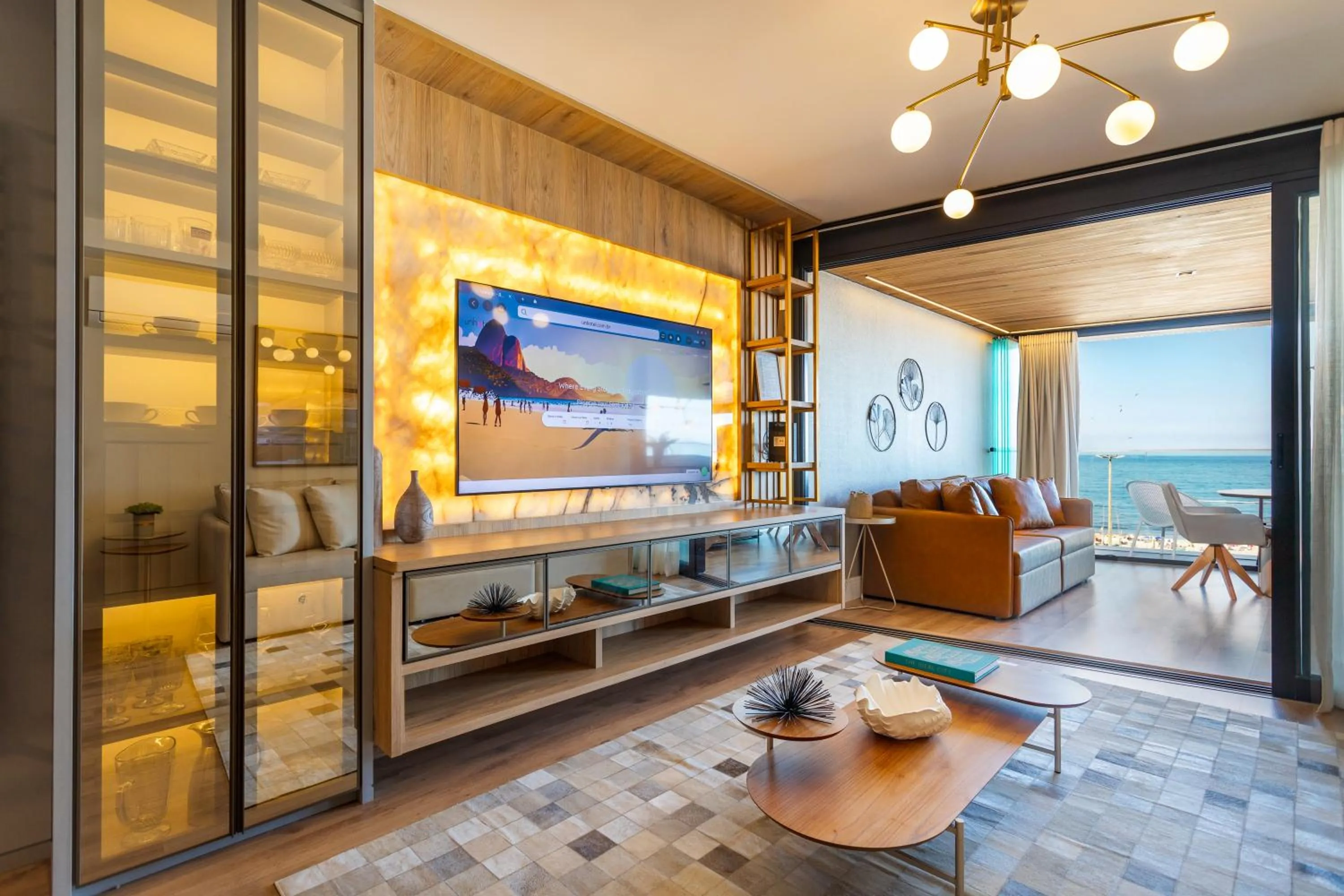 Luxuosos Apartamentos por Temporada na Atlântica à Beira-Mar, Copacabana