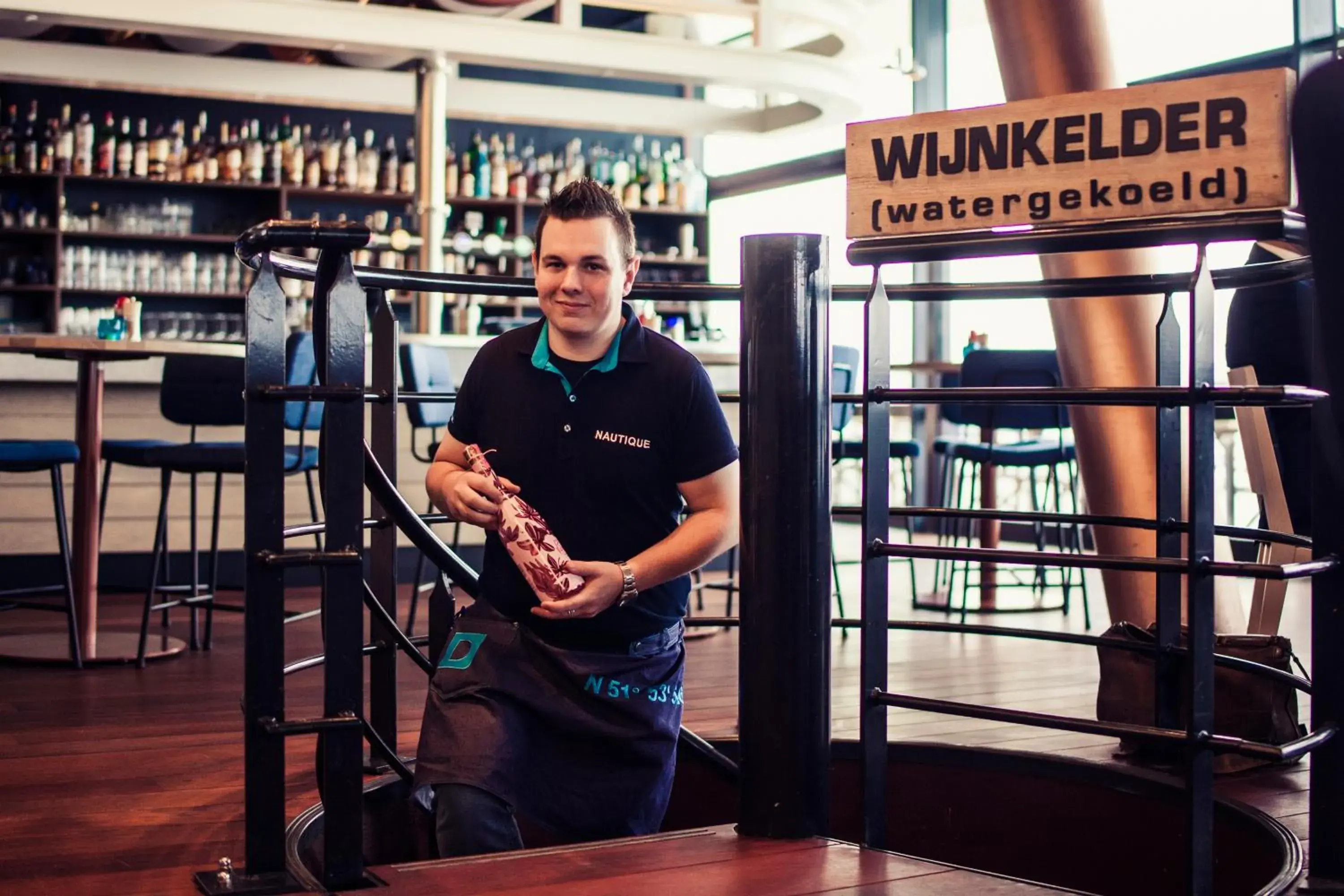 Lounge or bar in Delta Hotel Lounge or bar in Delta Hotel