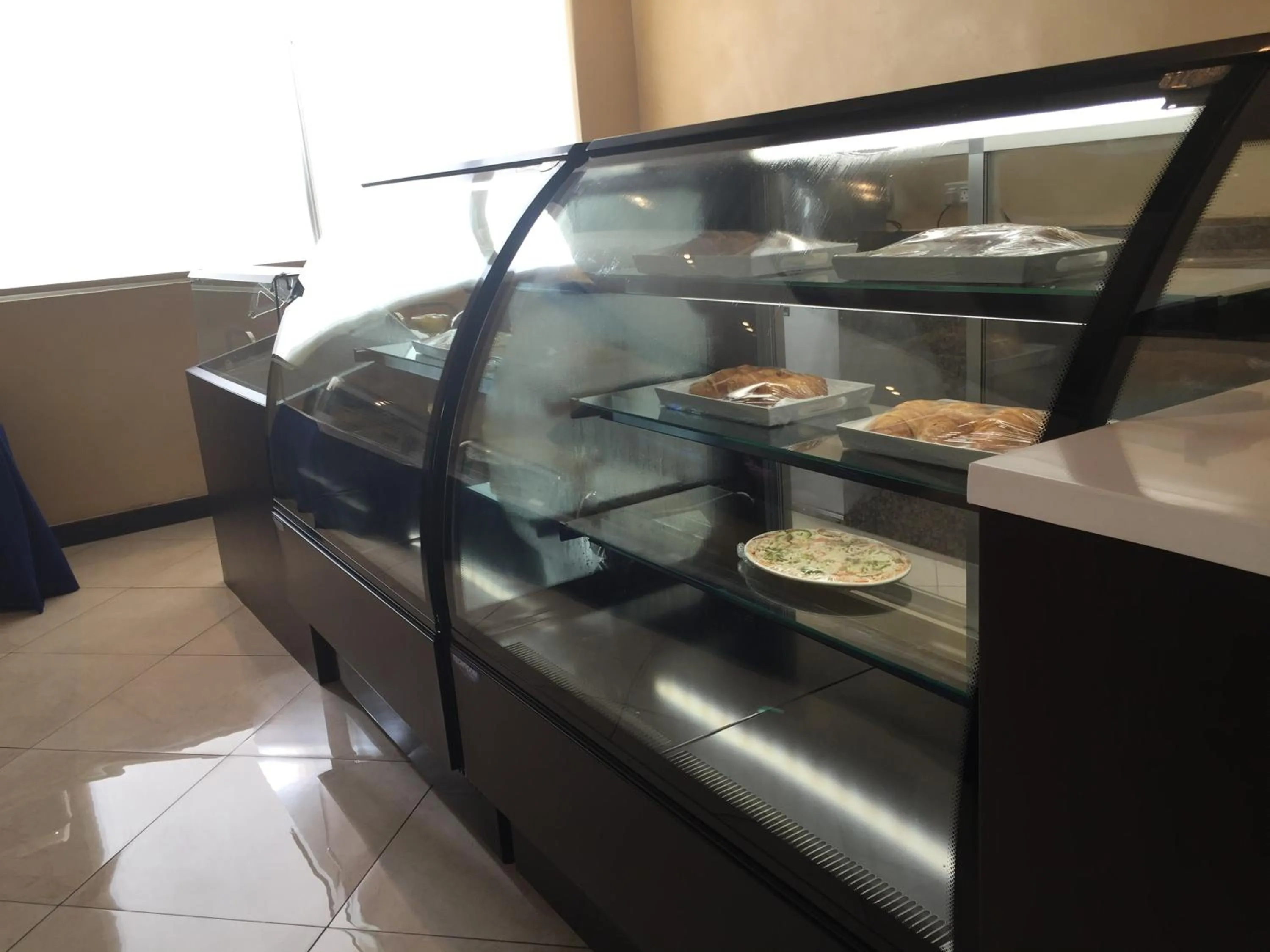 Food and drinks in Boulevard City Suites Hotel Apartments