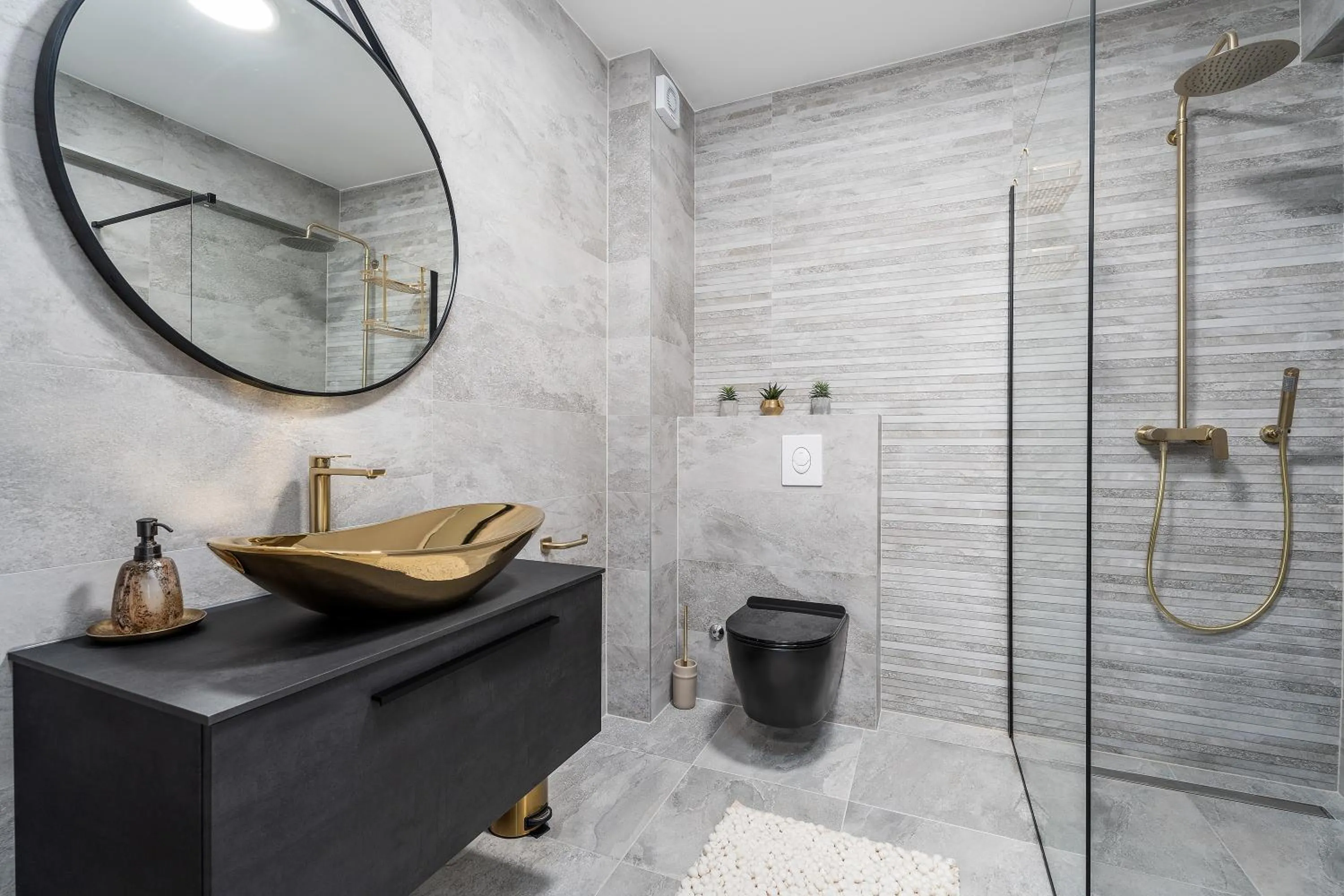 Luxury Sea View Apartment Levin