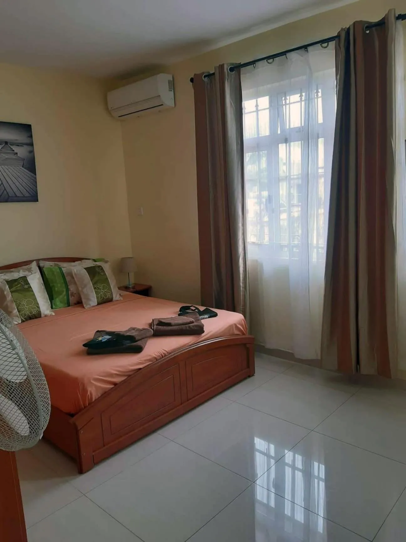 Bedroom, Bed in Twins Apartments Flic en Flac Beach