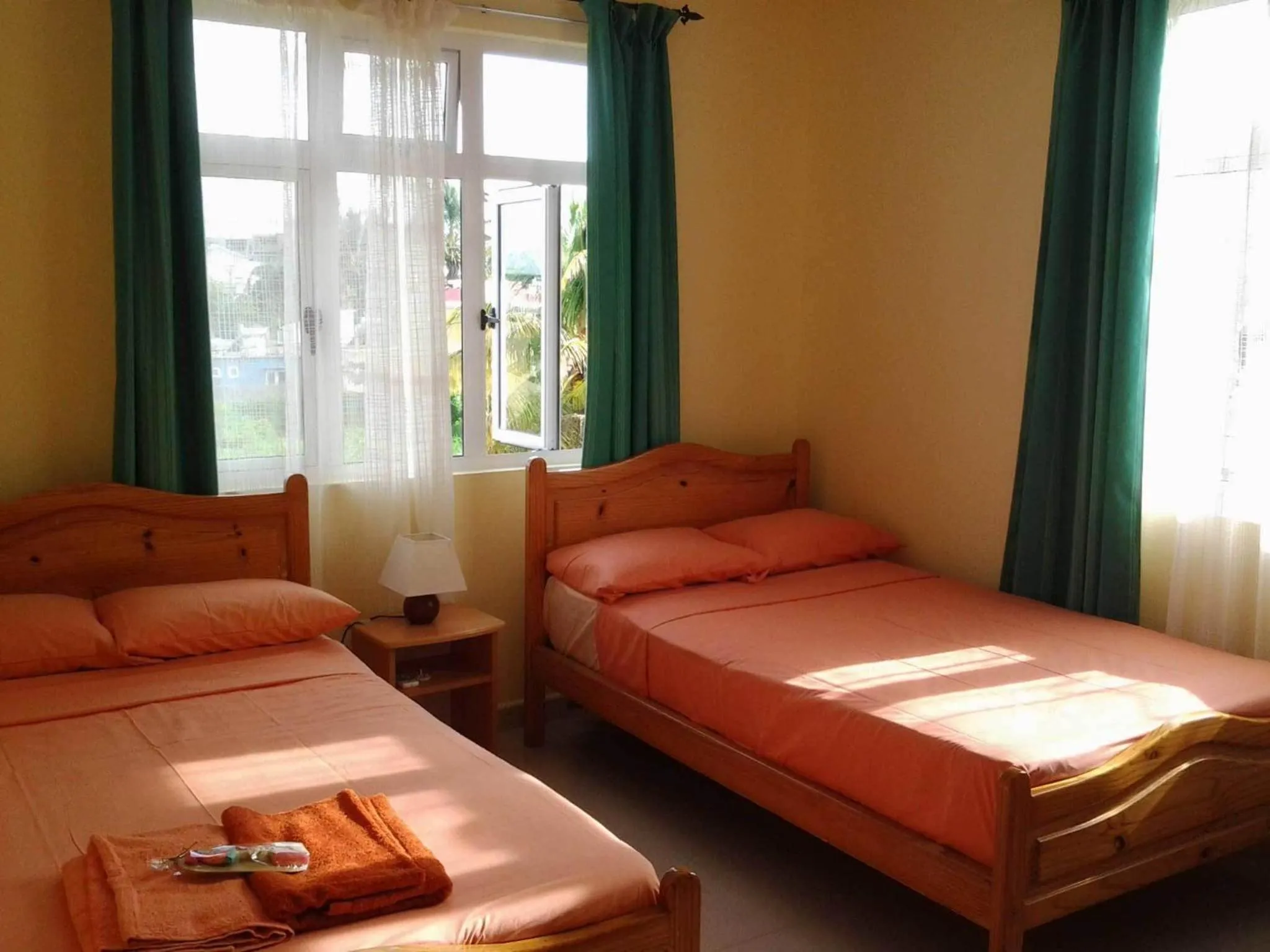 Bed in Twins Apartments Flic en Flac Beach