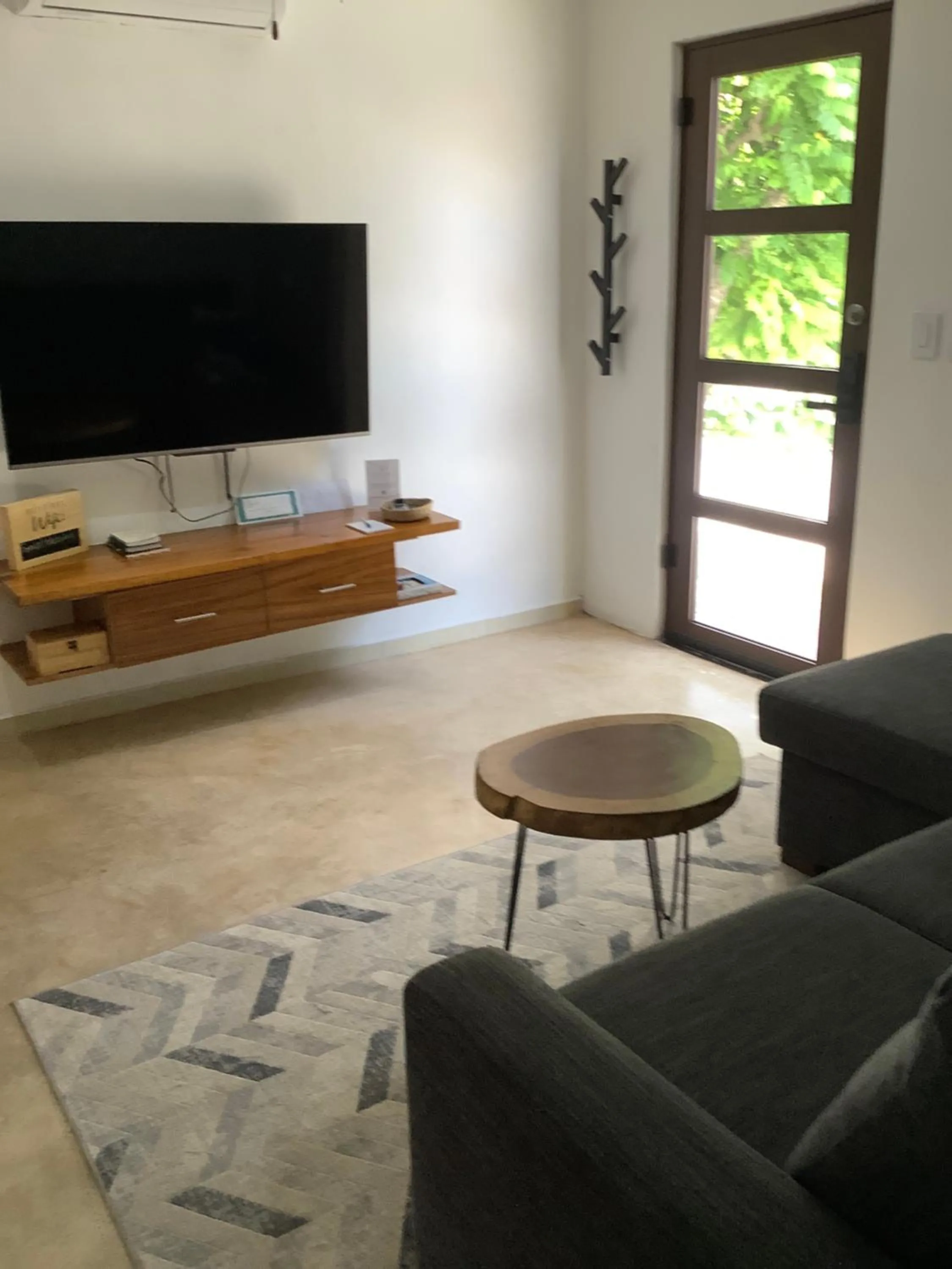 TV and multimedia in Casa Bene Villas