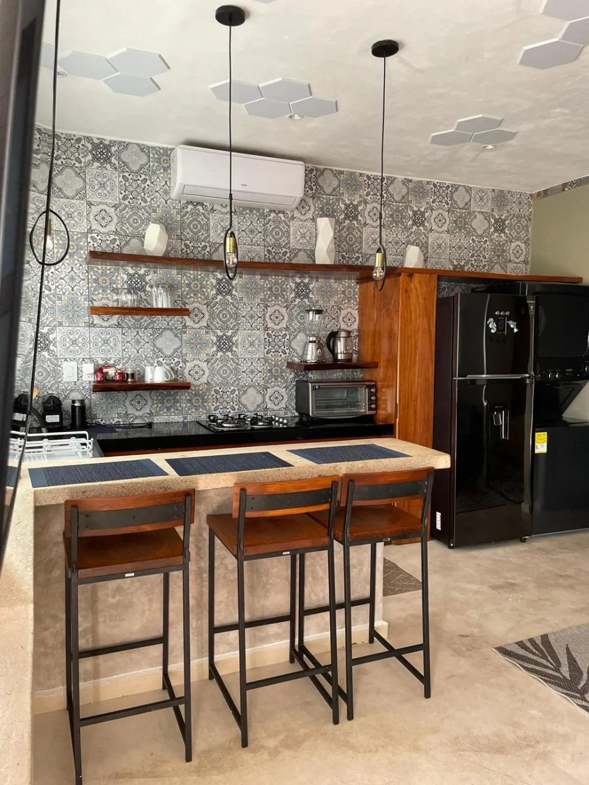 Kitchen or kitchenette in Casa Bene Villas