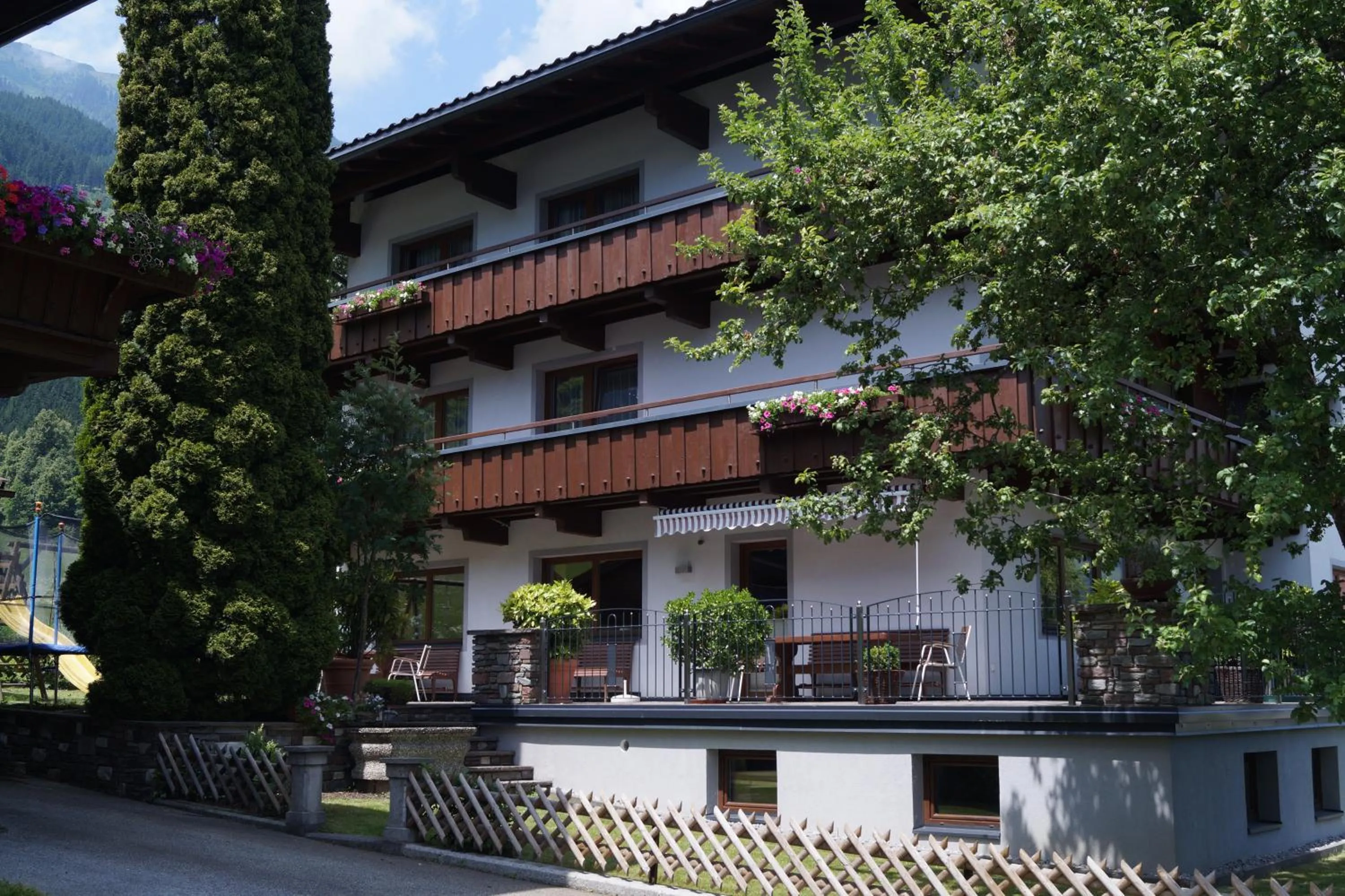 Day in Appartement Gästehaus Aloisia