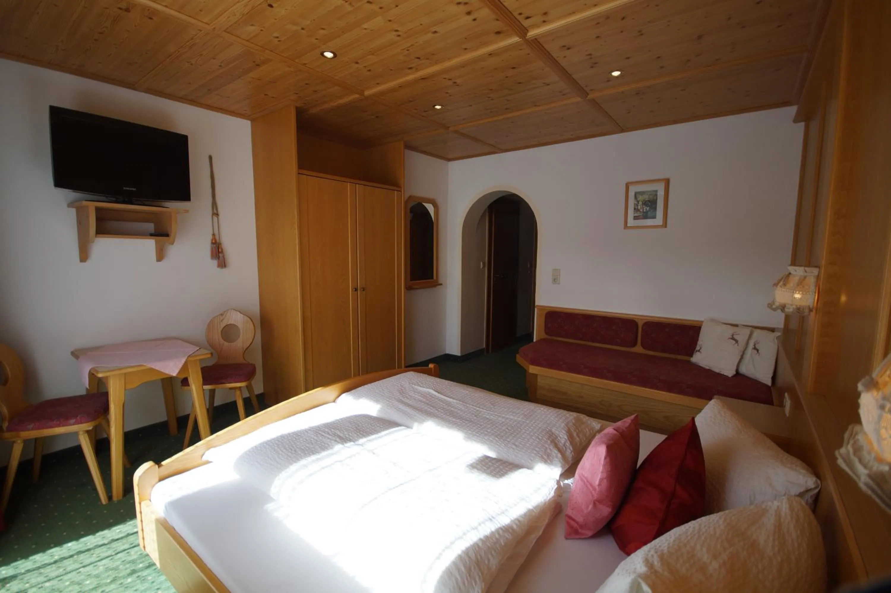 Bedroom, Bed in Appartement Gästehaus Aloisia