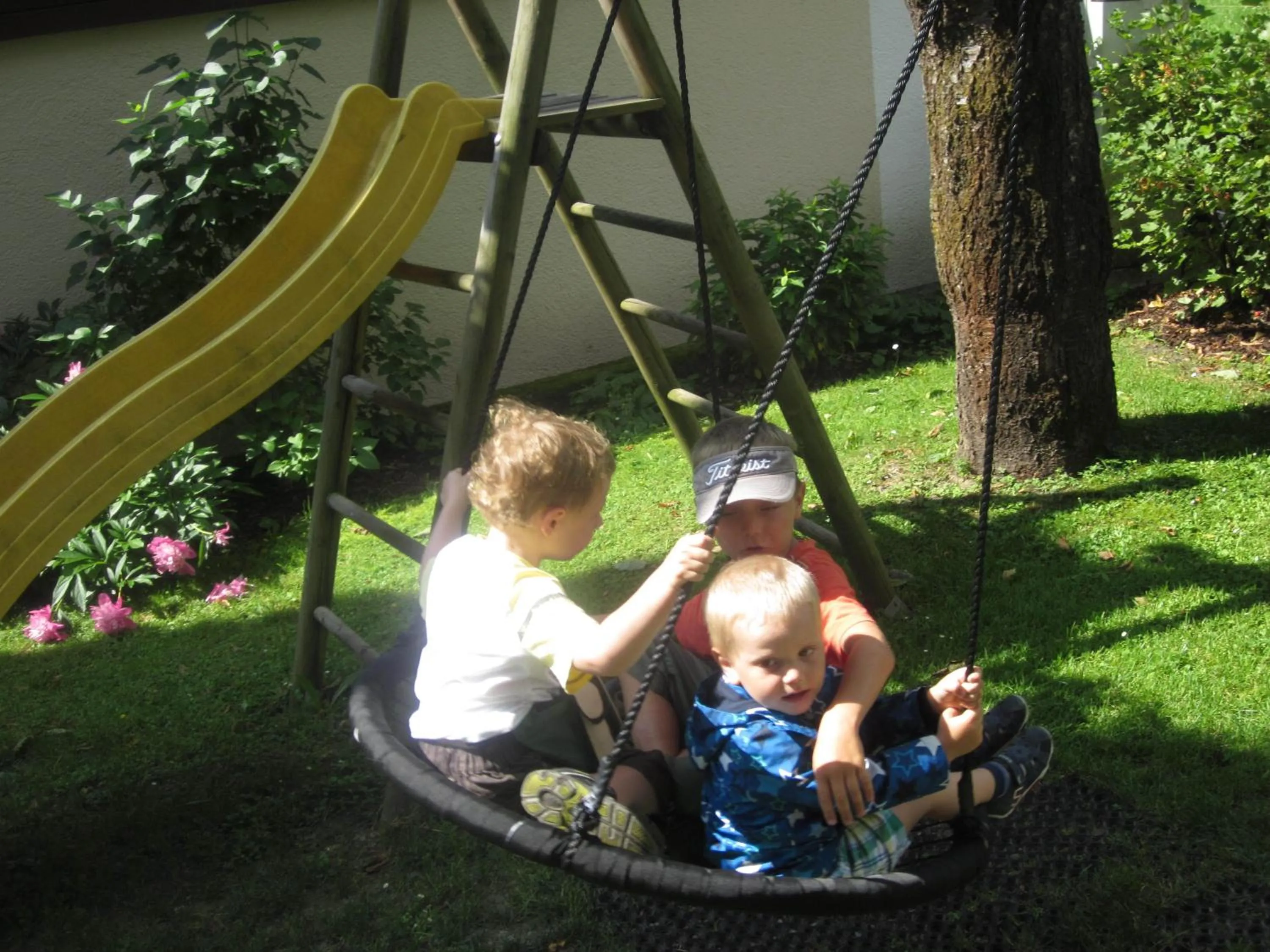 Children play ground in Appartement Gästehaus Aloisia