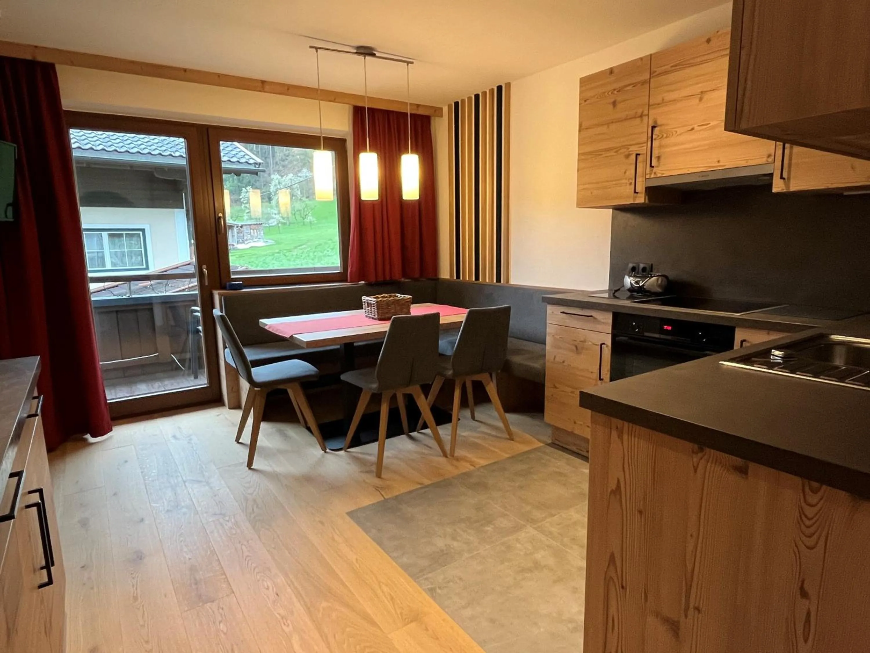 Kitchen or kitchenette in Appartement Gästehaus Aloisia