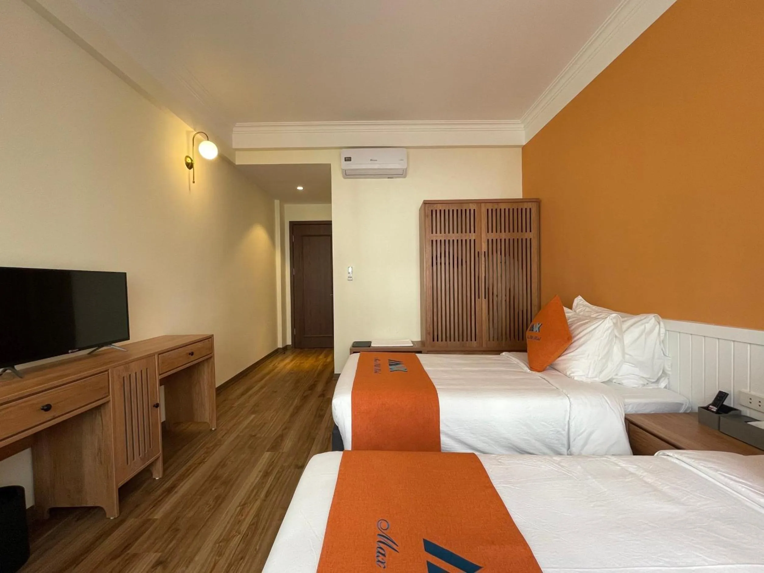 Bed in Sapa Legacy Hotel