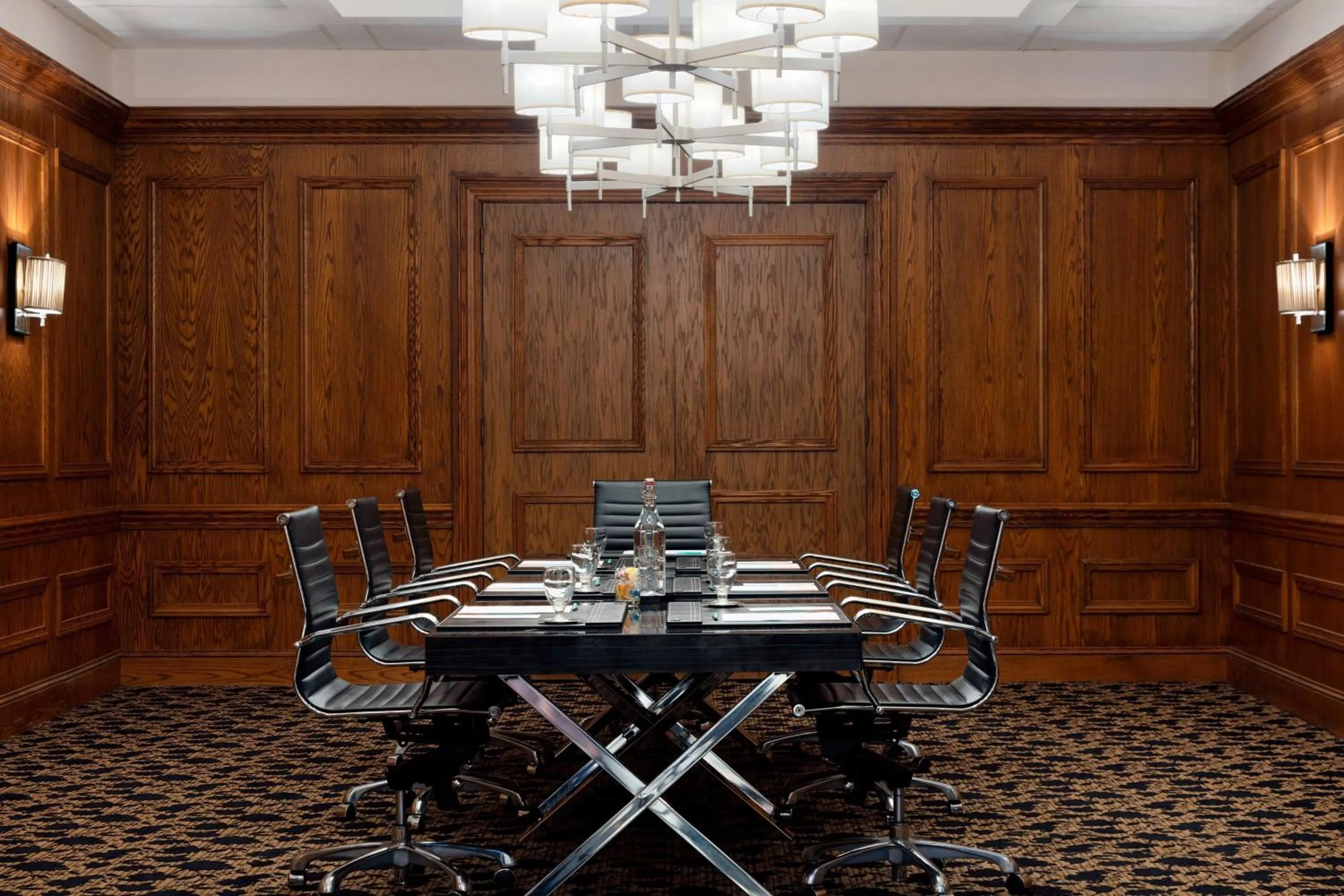 Meeting/conference room in Le Meridien Charlotte