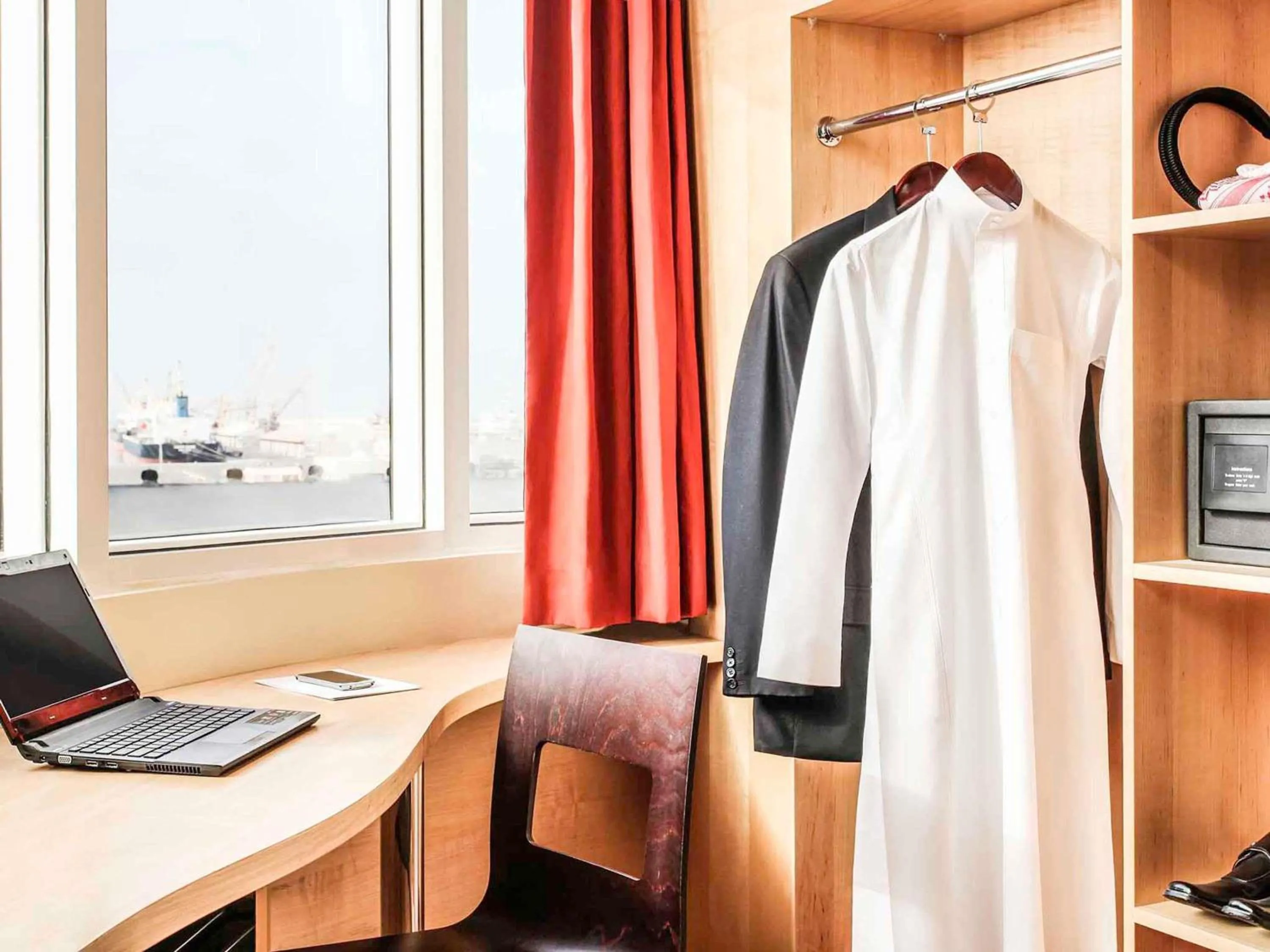 Bedroom in Ibis Yanbu