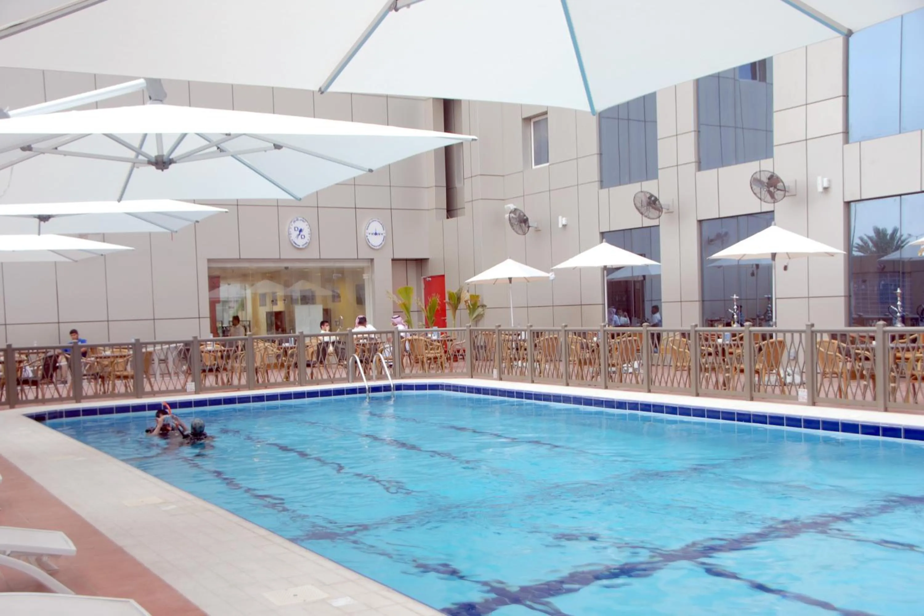 Swimming pool in Ibis Yanbu