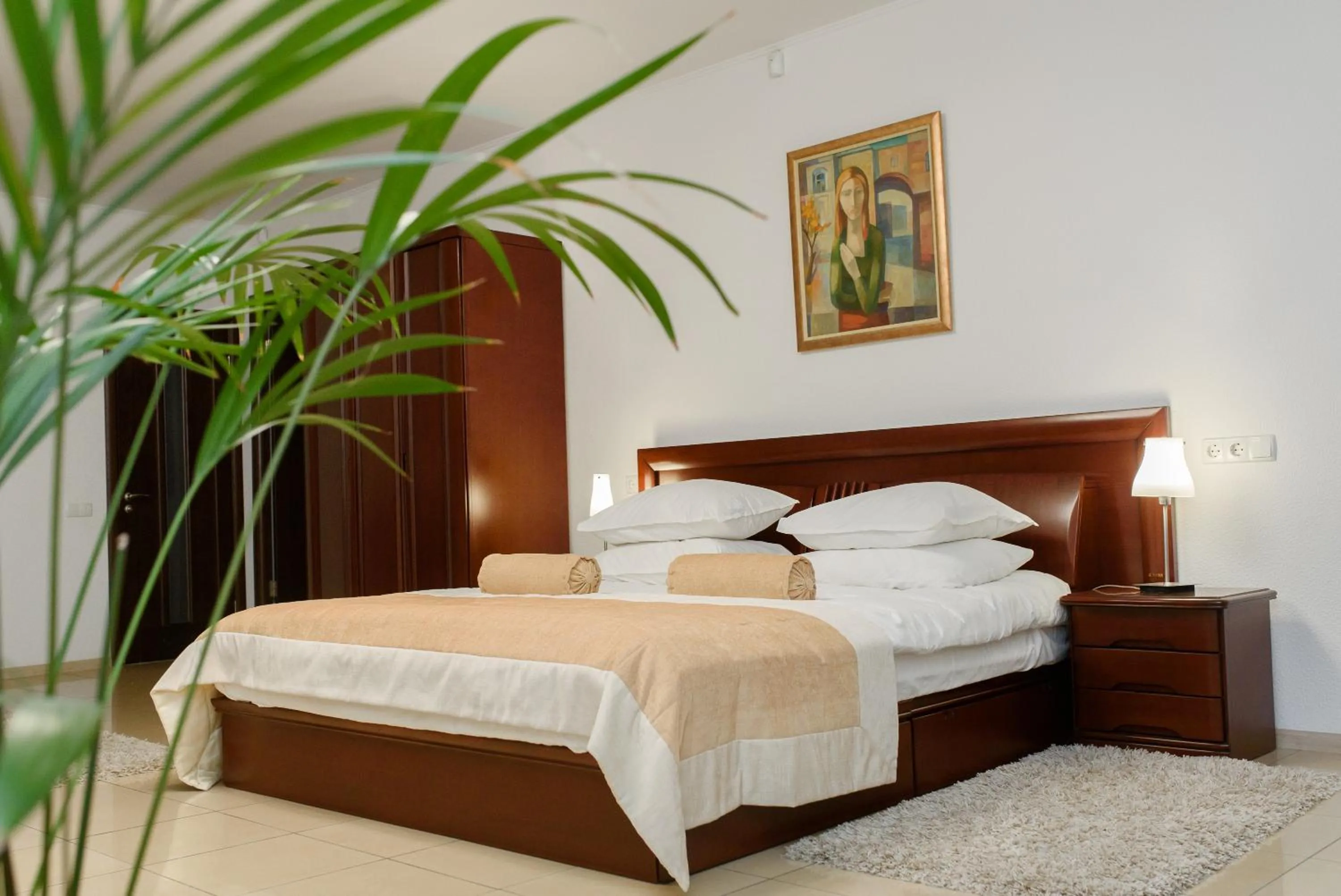 M&M Aparthotel