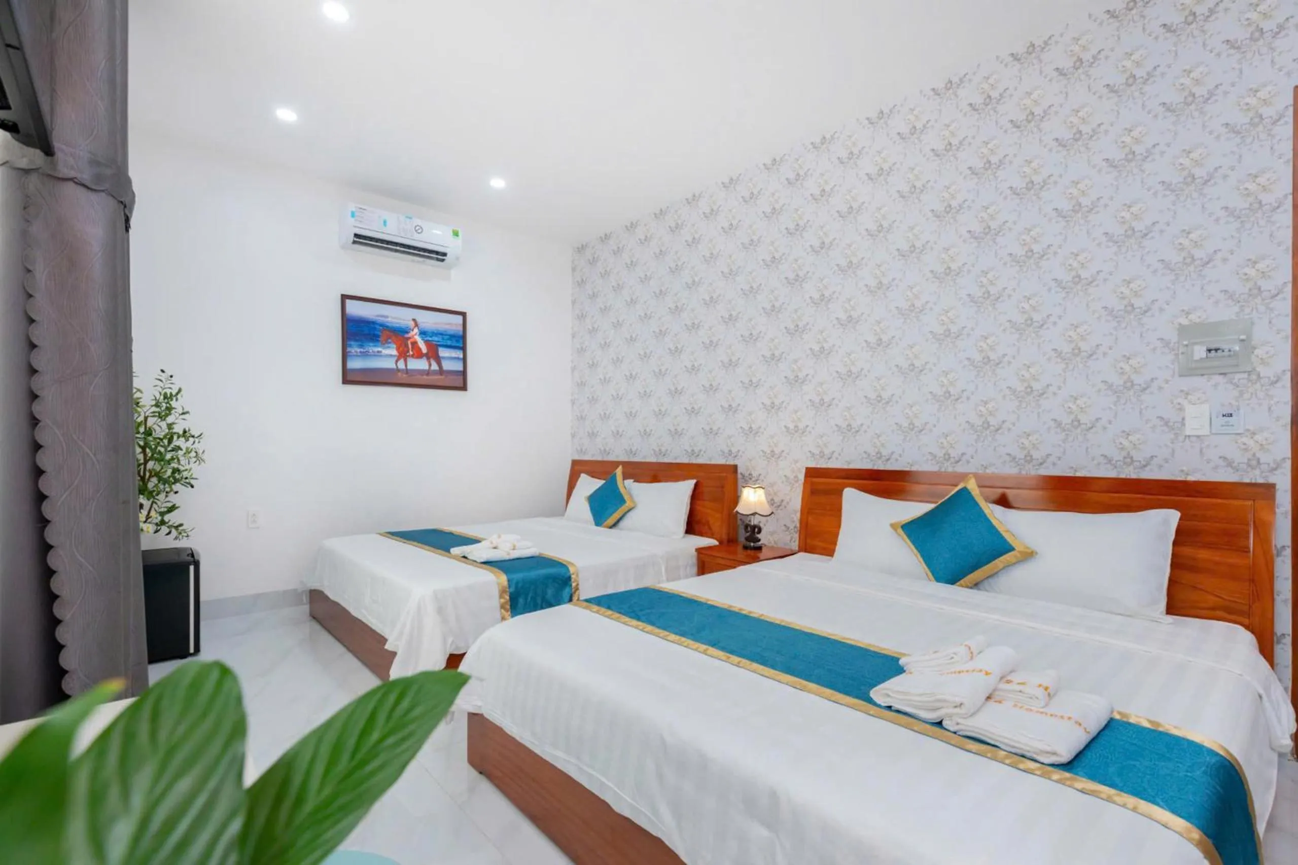 Bed in 126 Vung Tau Pool Villa Back Beach From 4 To 12 Rooms Options