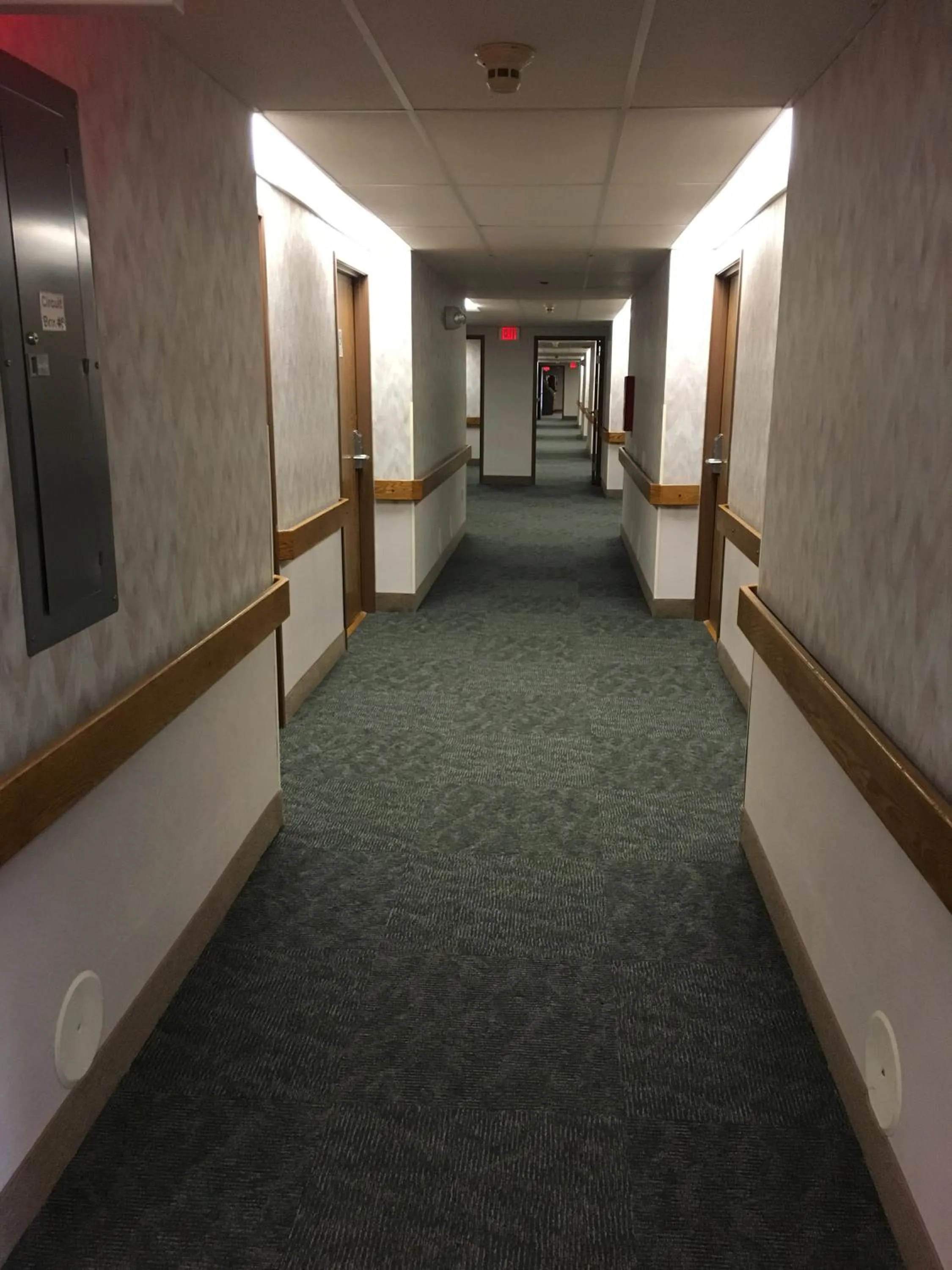 Area and facilities in Days Inn by Wyndham Hurley