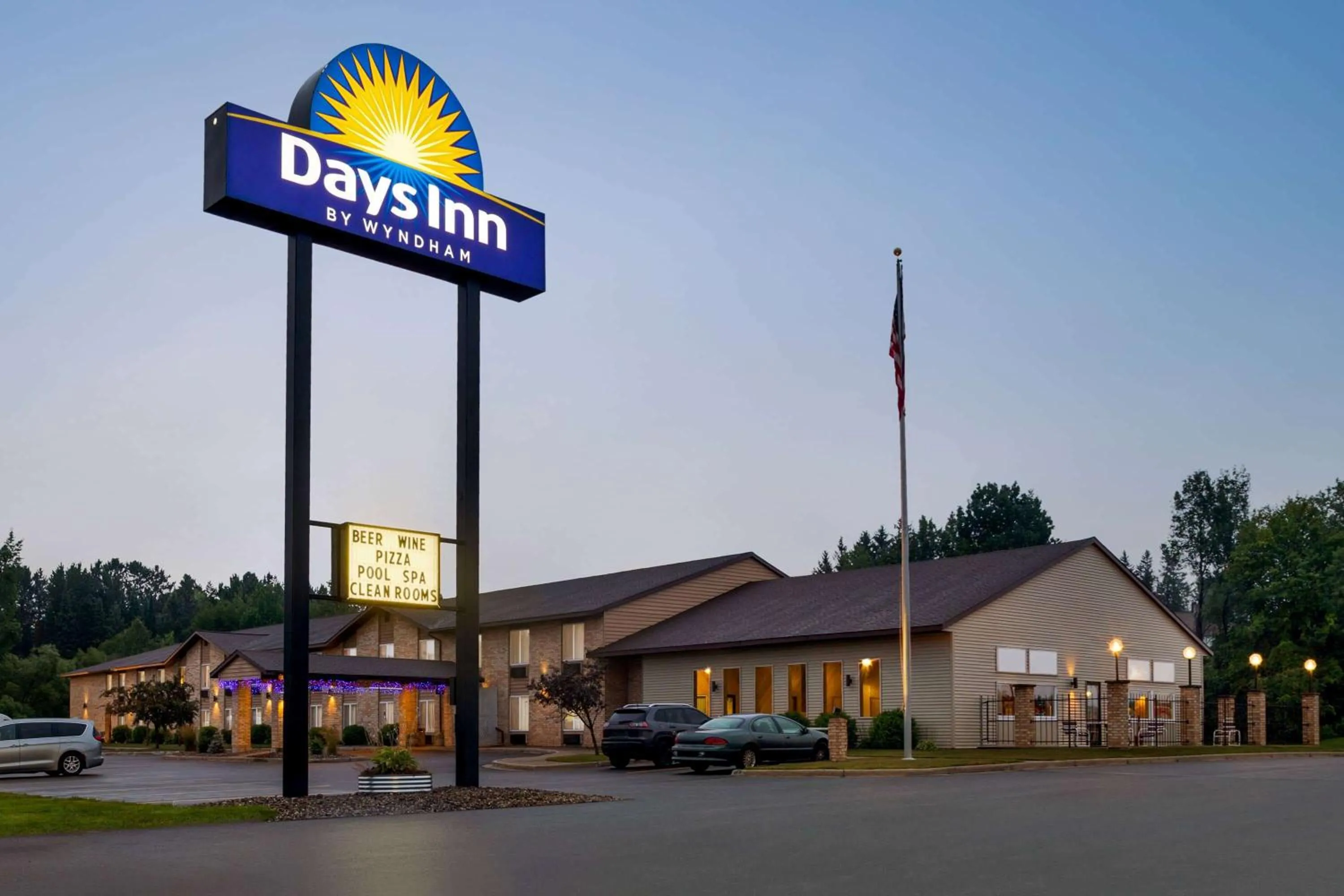 Property building in Days Inn by Wyndham Hurley