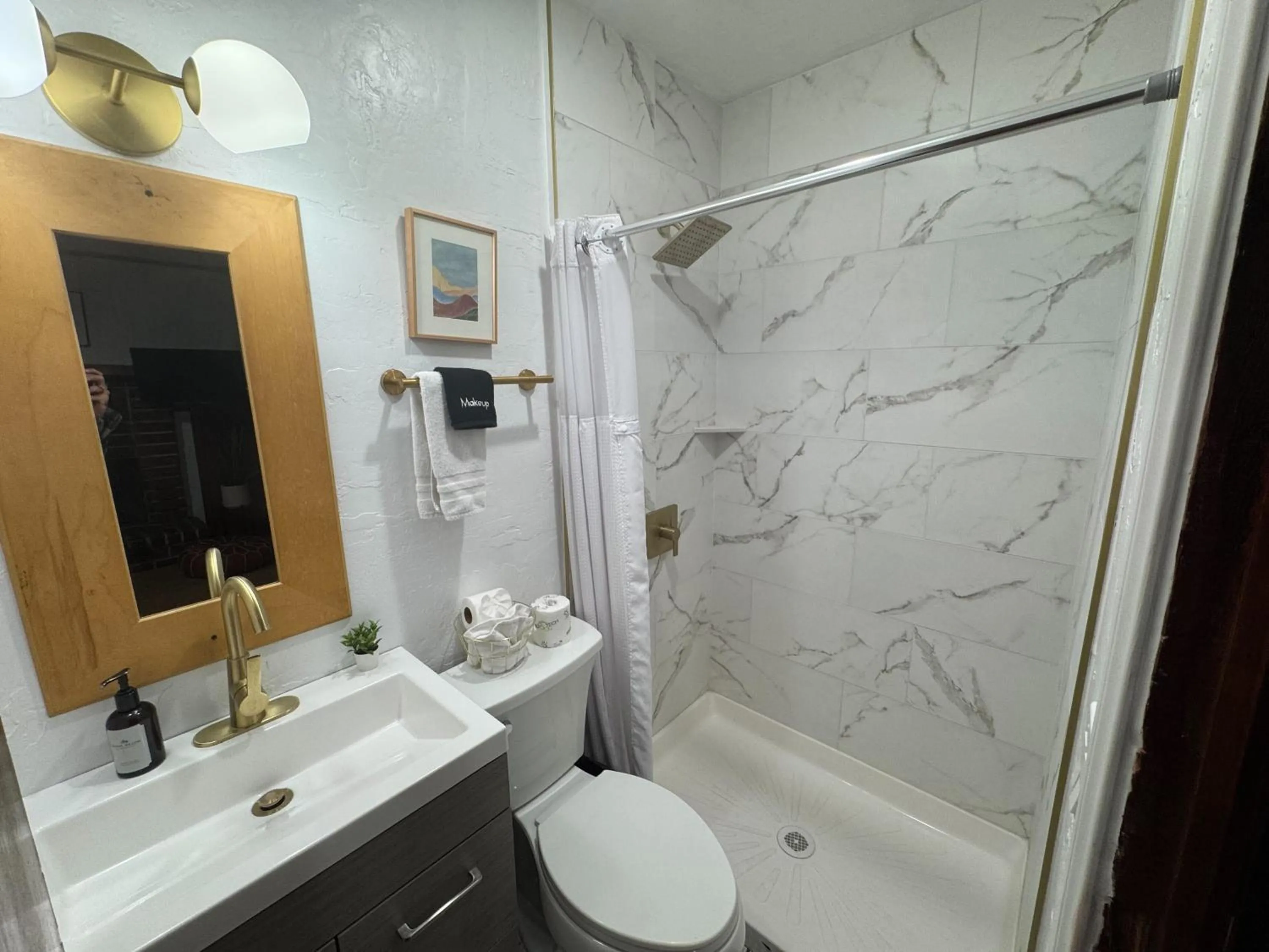 Bathroom in Three Pines Cabins