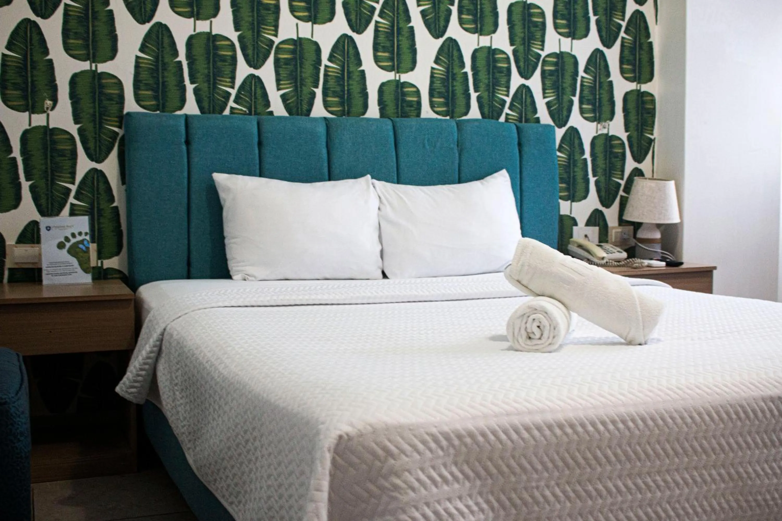 Bed in Hotel Presidente Beach Salinas